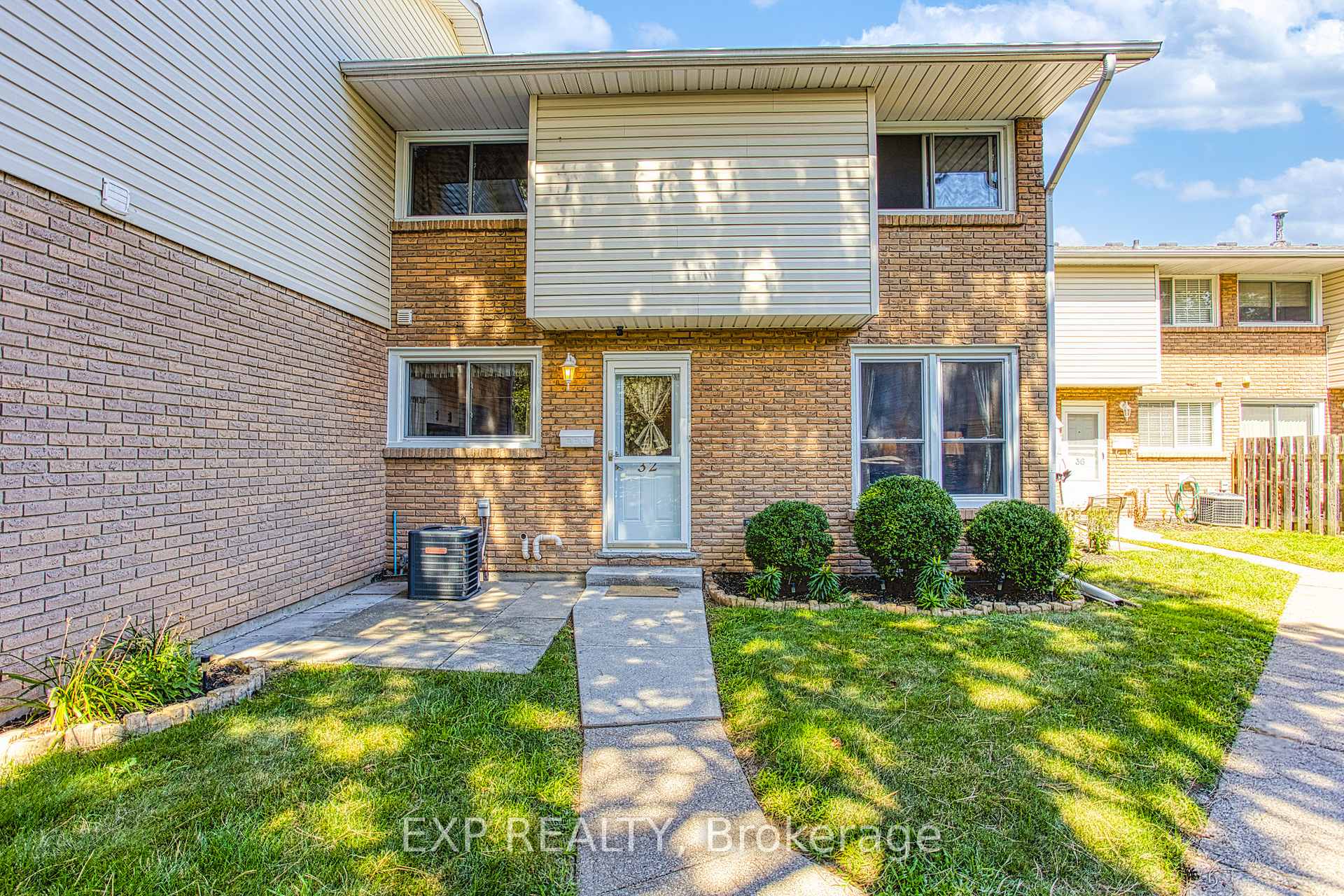 Photo 2 of Unit 32, 151 Parnell Road, St. Catharines, Vine/Linwell — HOMEH