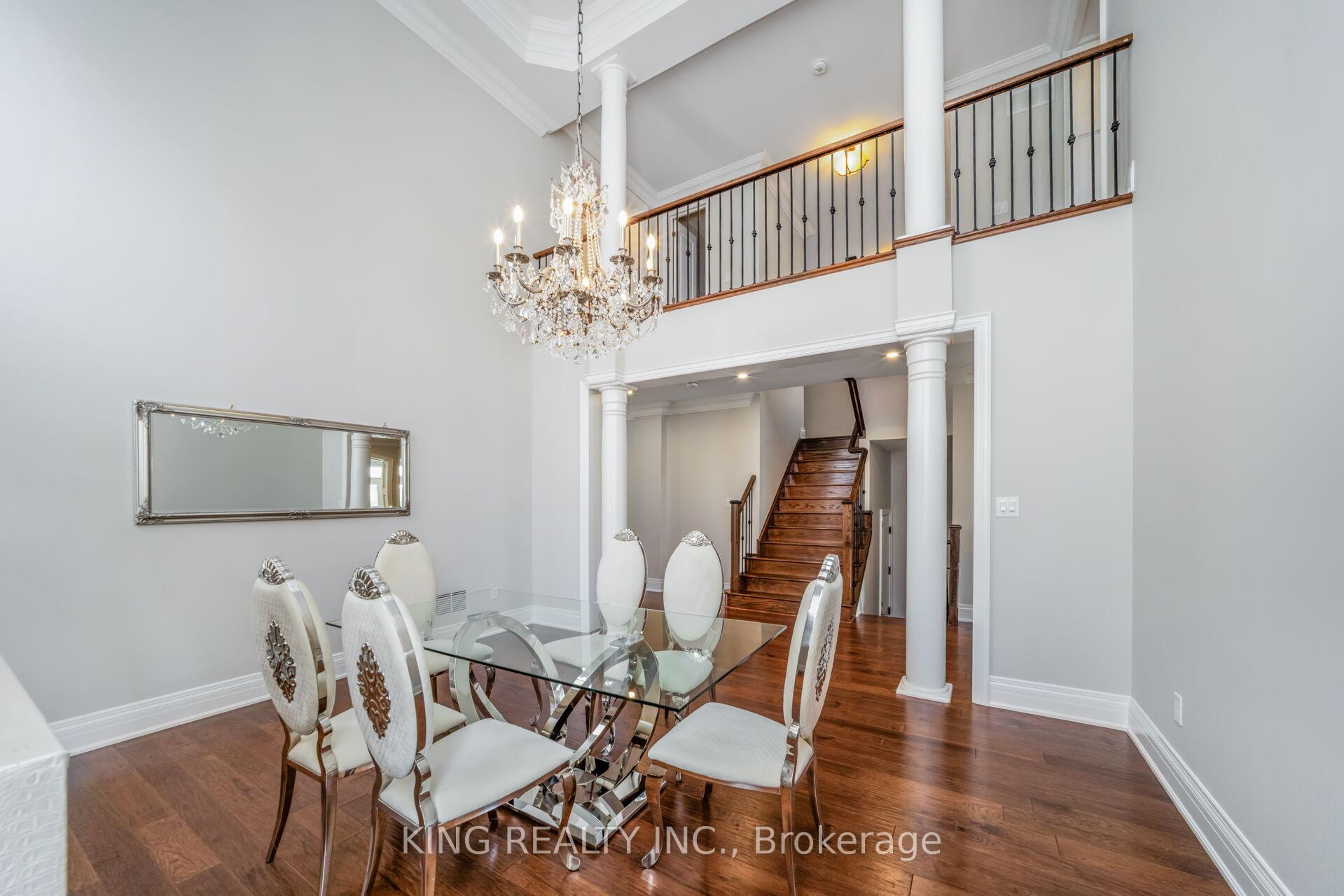 Photo 14 of 136 Coastline Drive, Brampton, Bram West — HOMEH