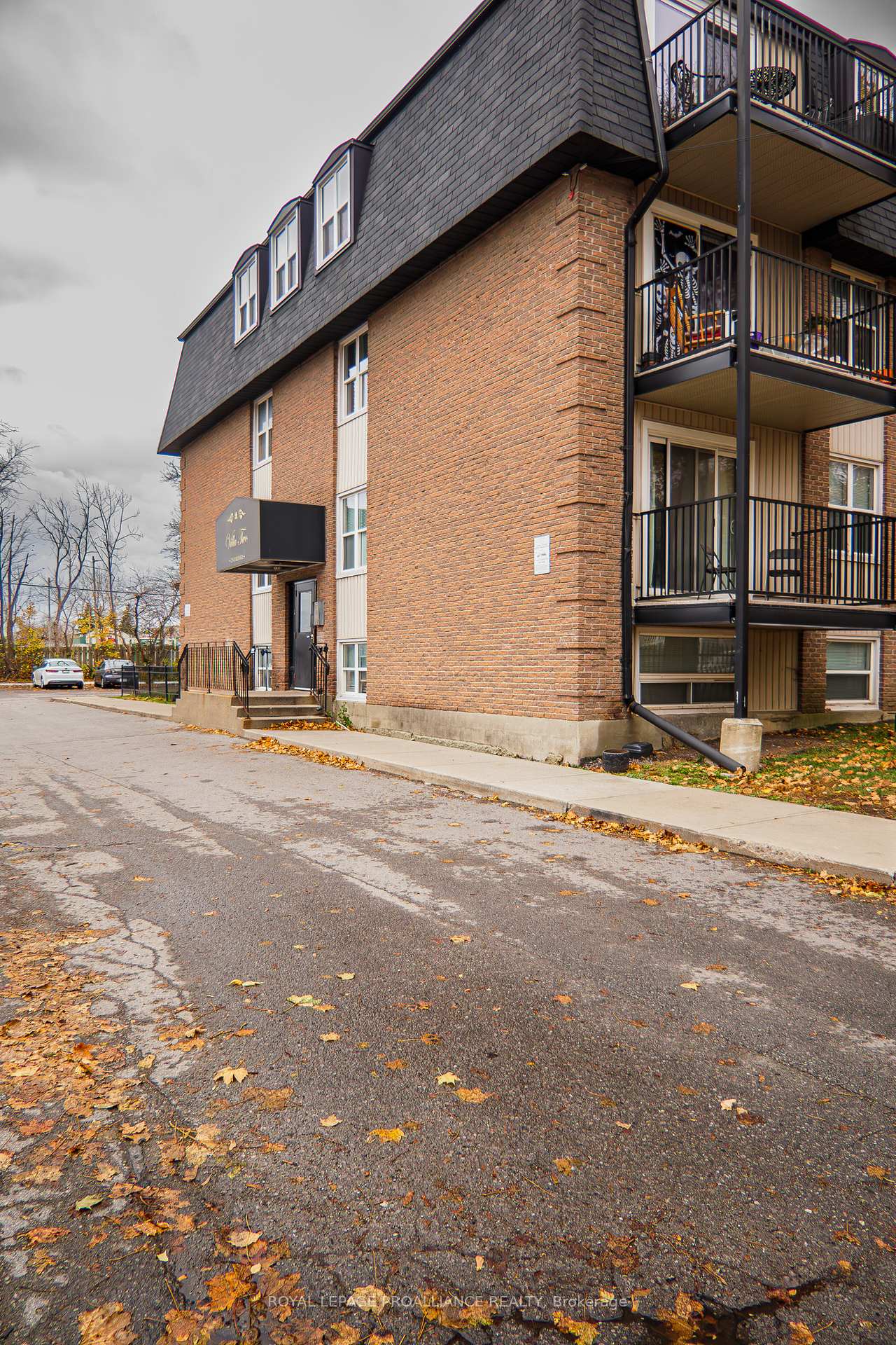 Photo 4 of Unit 306, 25 College Street E, Belleville, Belleville Ward — HOMEH