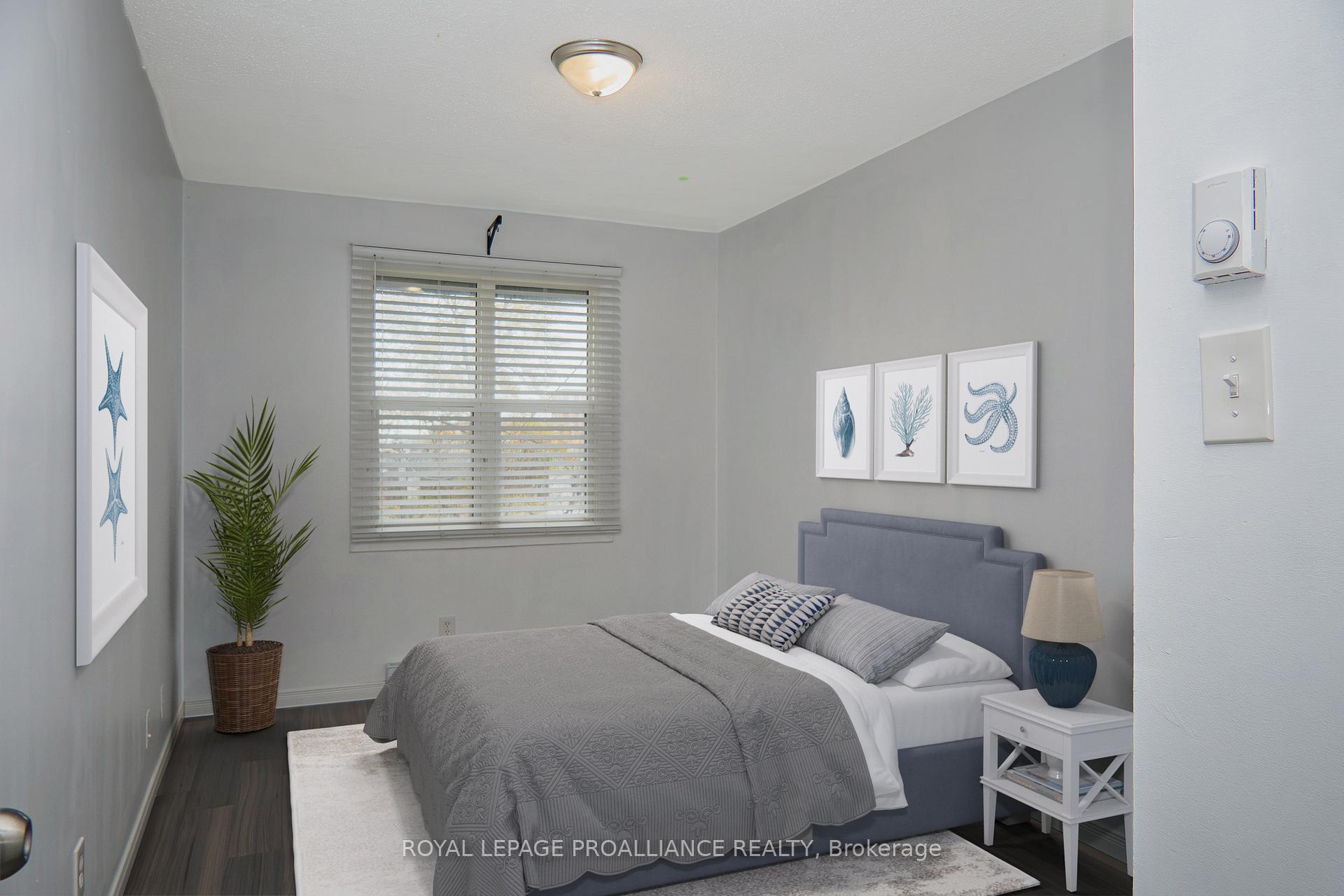 Photo 6 of Unit 306, 25 College Street E, Belleville, Belleville Ward — HOMEH