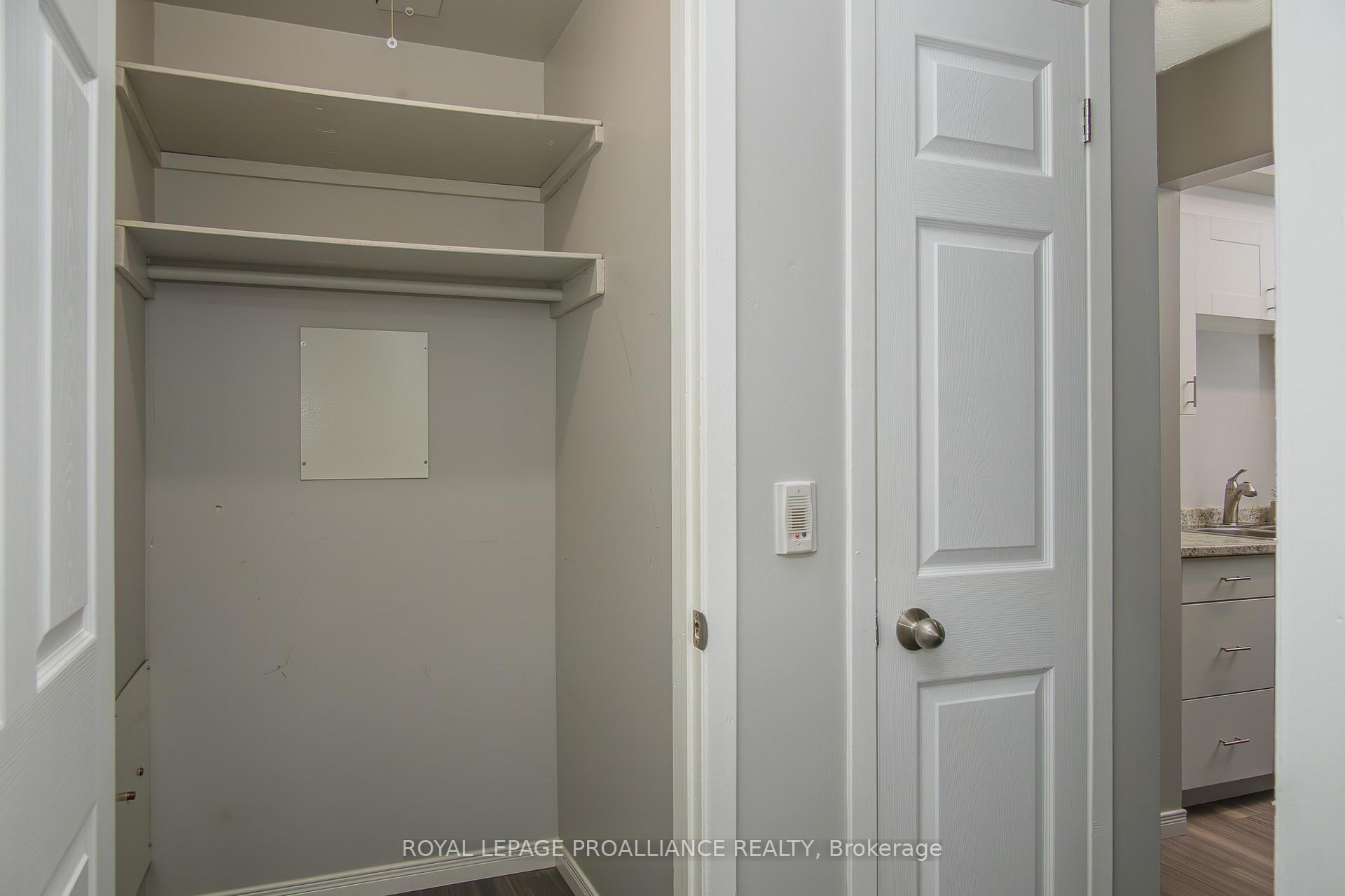Photo 8 of Unit 306, 25 College Street E, Belleville, Belleville Ward — HOMEH
