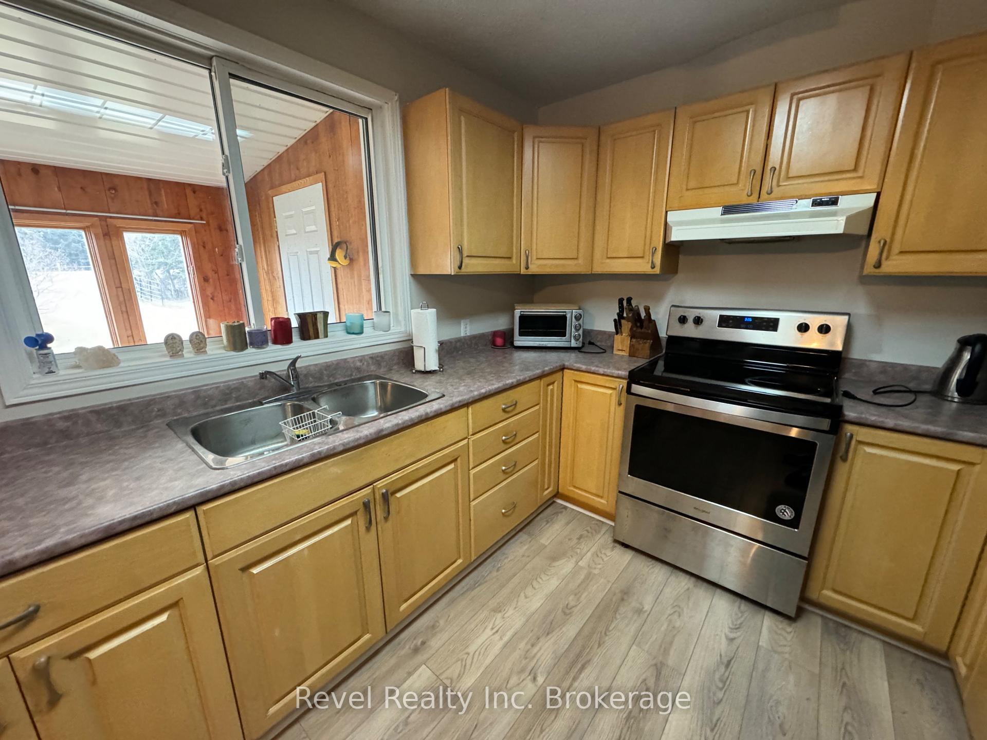 Photo 4 of 3877 17 Highway E, Papineau-Cameron, Papineau Cameron — HOMEH