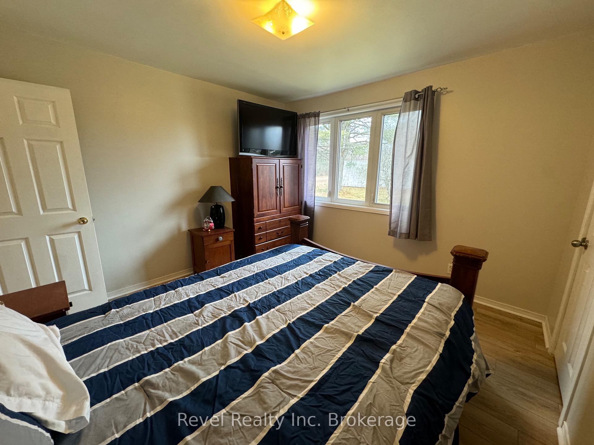 Photo 11 of 3877 17 Highway E, Papineau-Cameron, Papineau Cameron — HOMEH
