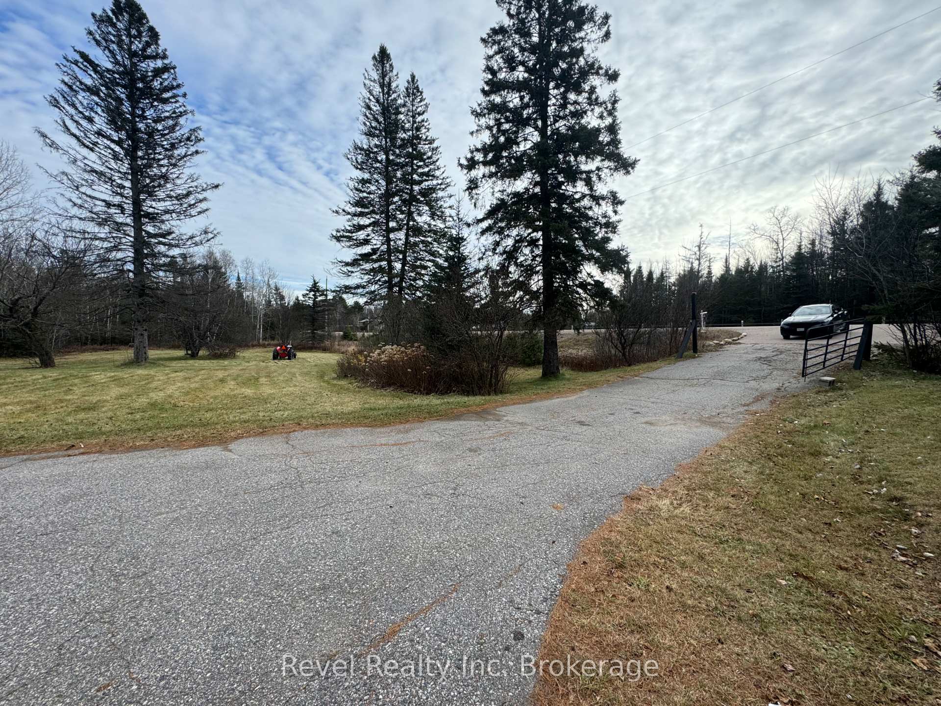 Photo 31 of 3877 17 Highway E, Papineau-Cameron, Papineau Cameron — HOMEH