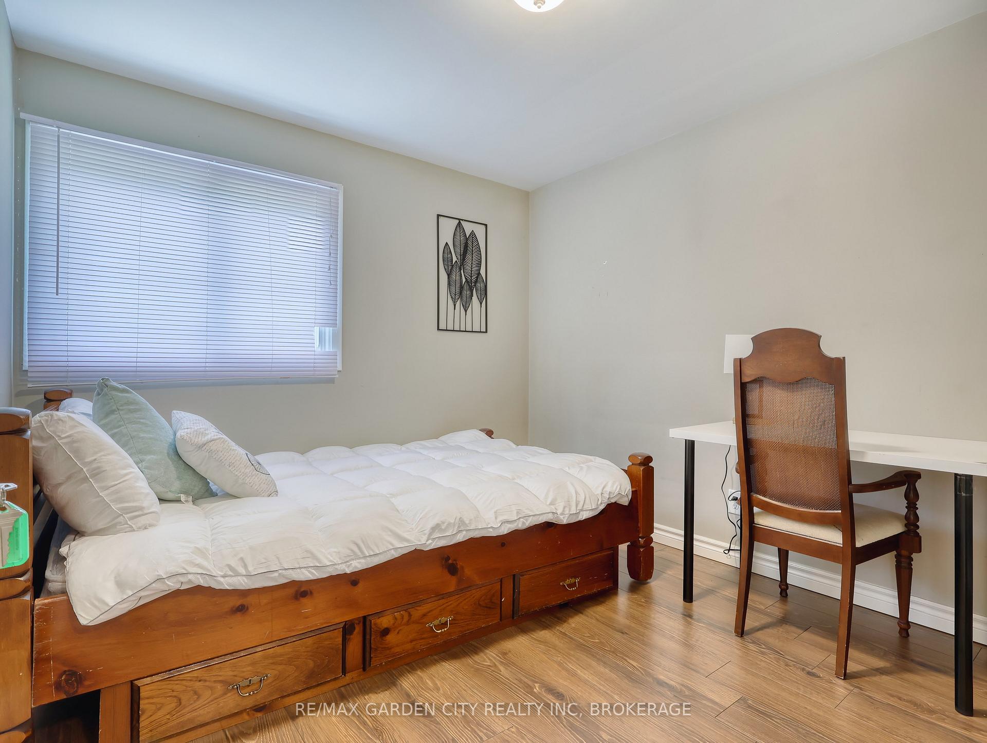 Photo 29 of 4 Rockdale Avenue, St. Catharines, Burleigh Hill — HOMEH