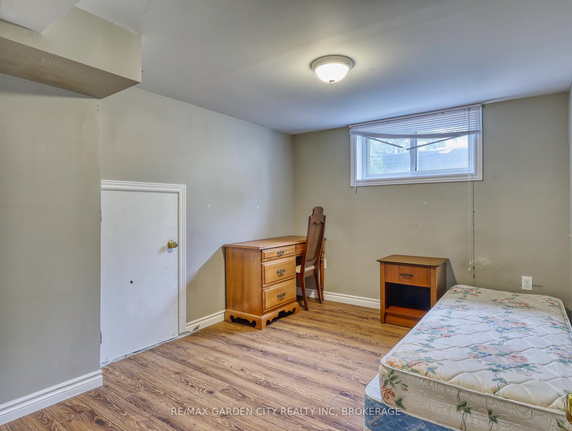 Photo 39 of 4 Rockdale Avenue, St. Catharines, Burleigh Hill — HOMEH
