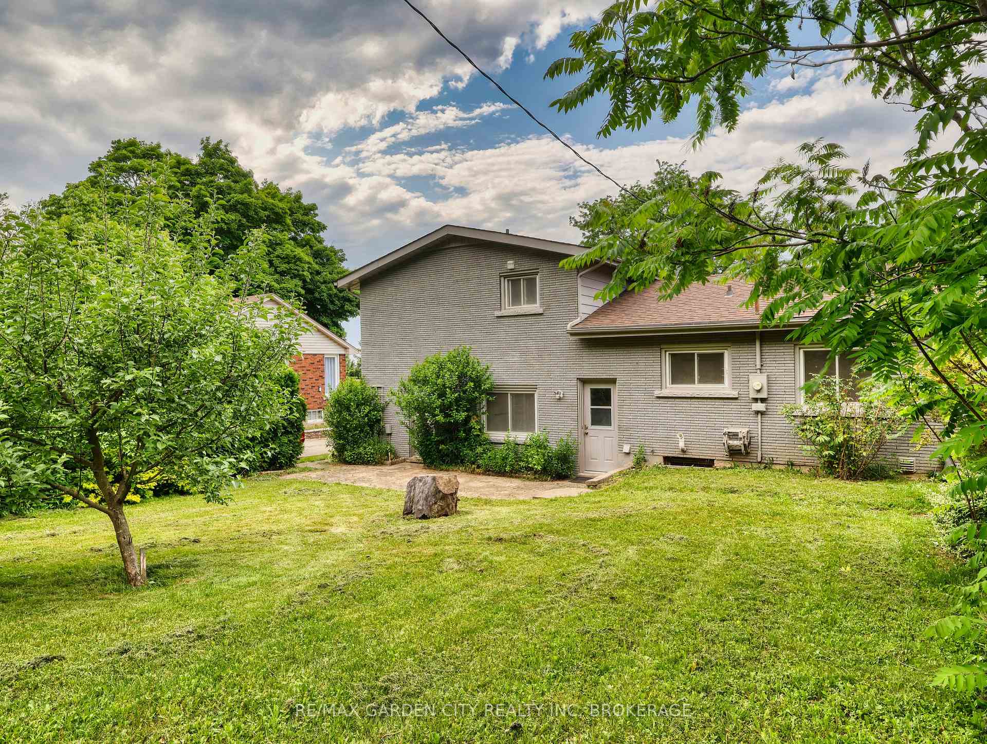 Photo 45 of 4 Rockdale Avenue, St. Catharines, Burleigh Hill — HOMEH