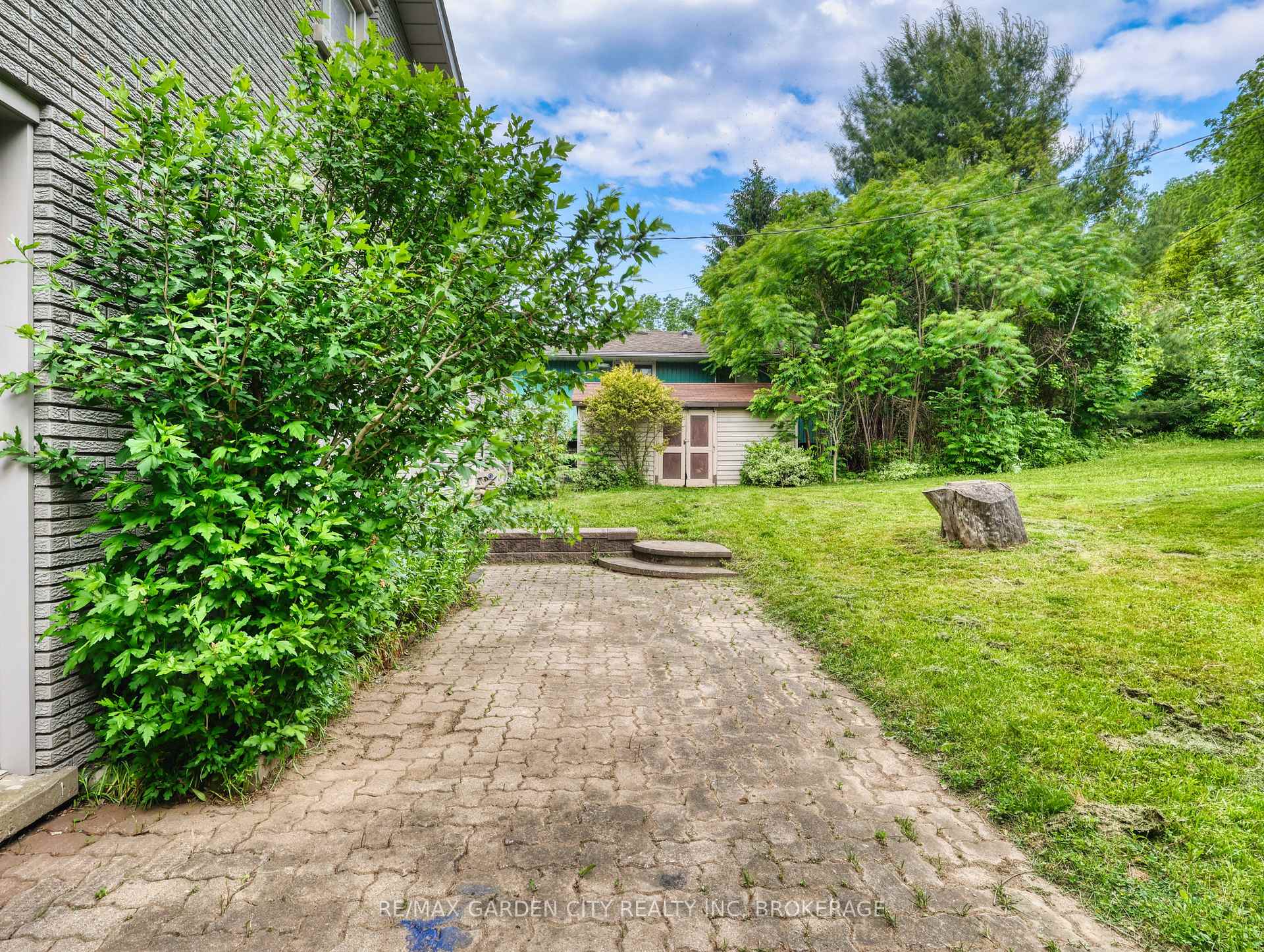 Photo 46 of 4 Rockdale Avenue, St. Catharines, Burleigh Hill — HOMEH