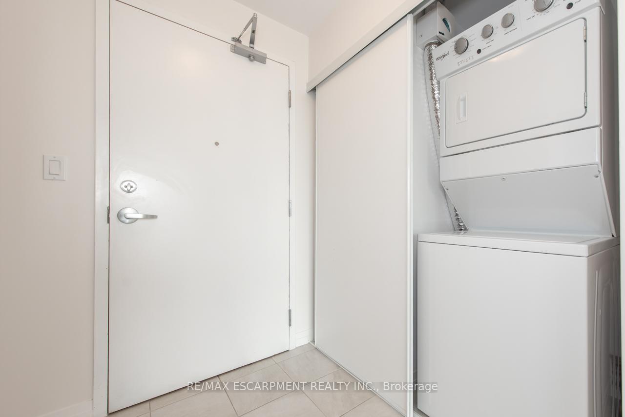 Photo 4 of Unit 306, 5 Hamilton Street, Hamilton, Waterdown — HOMEH