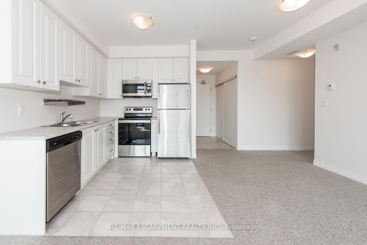 Photo 9 of Unit 306, 5 Hamilton Street, Hamilton, Waterdown — HOMEH