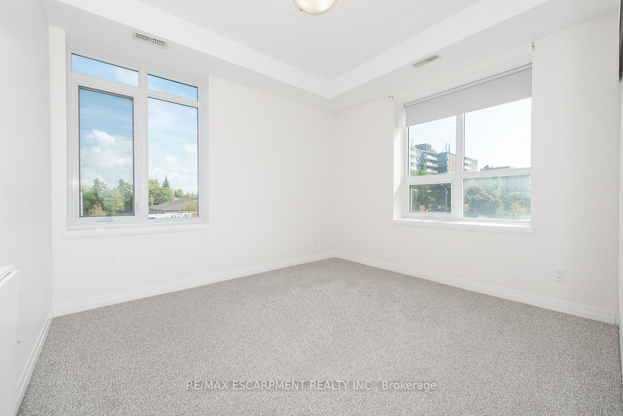 Photo 12 of Unit 306, 5 Hamilton Street, Hamilton, Waterdown — HOMEH