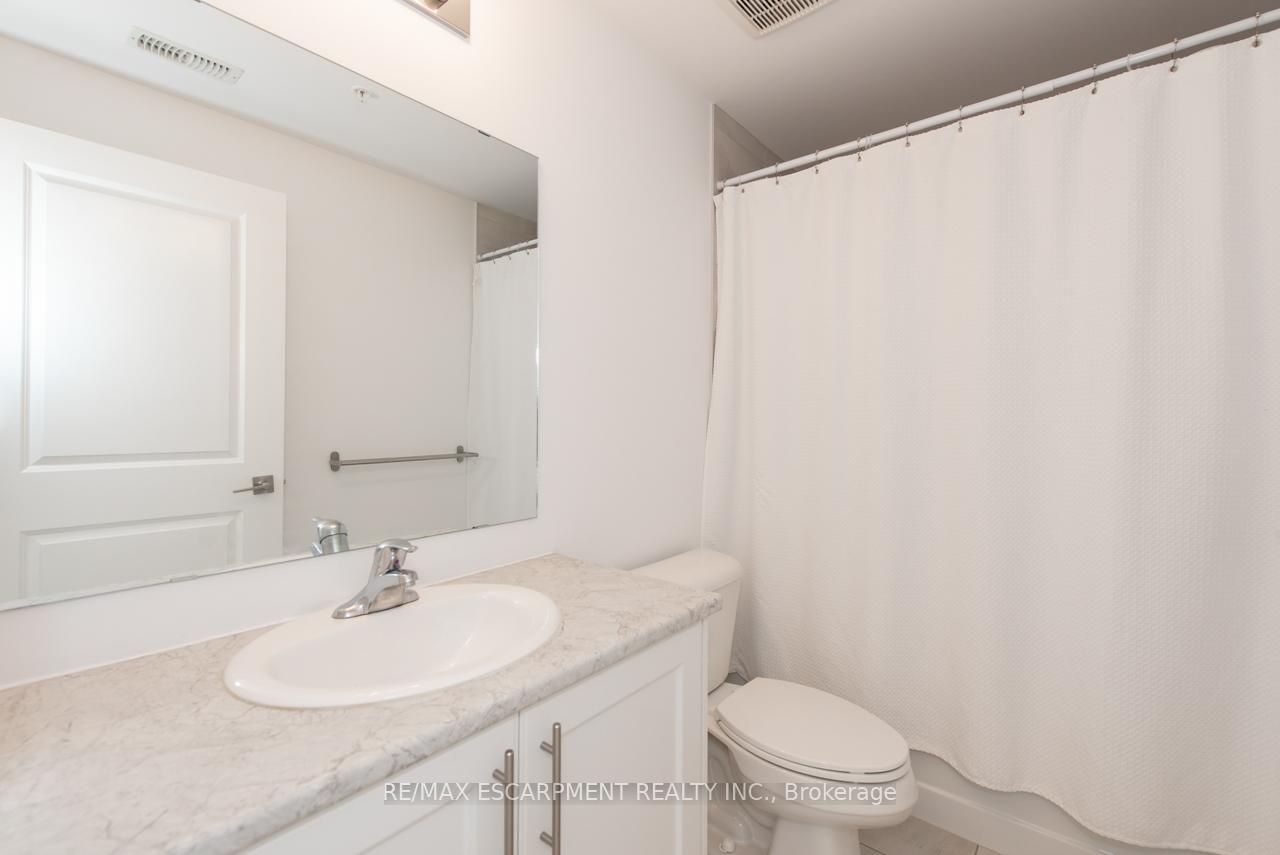 Photo 14 of Unit 306, 5 Hamilton Street, Hamilton, Waterdown — HOMEH