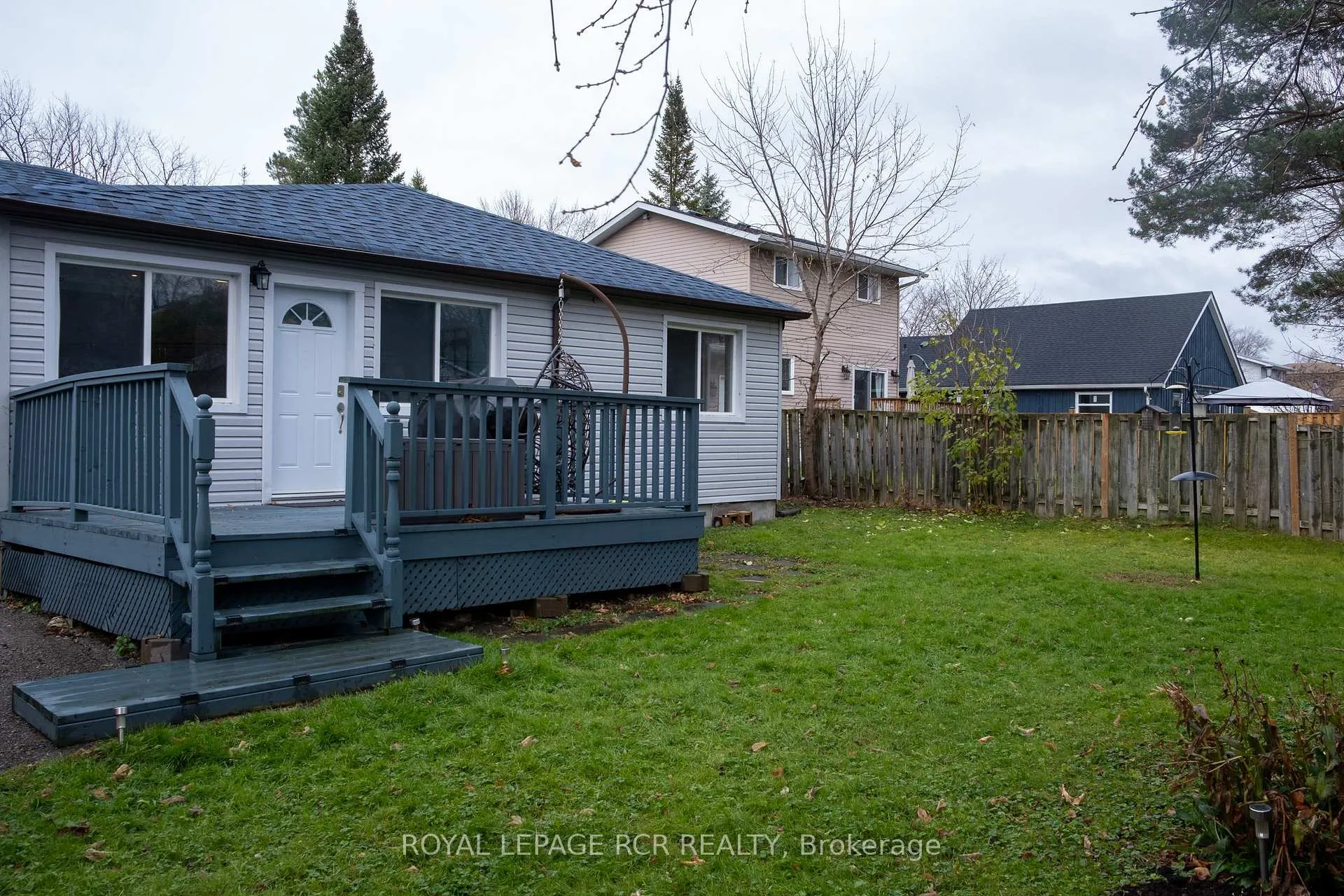 Photo 2 of 341 Miami Drive, Georgina, Keswick South — HOMEH