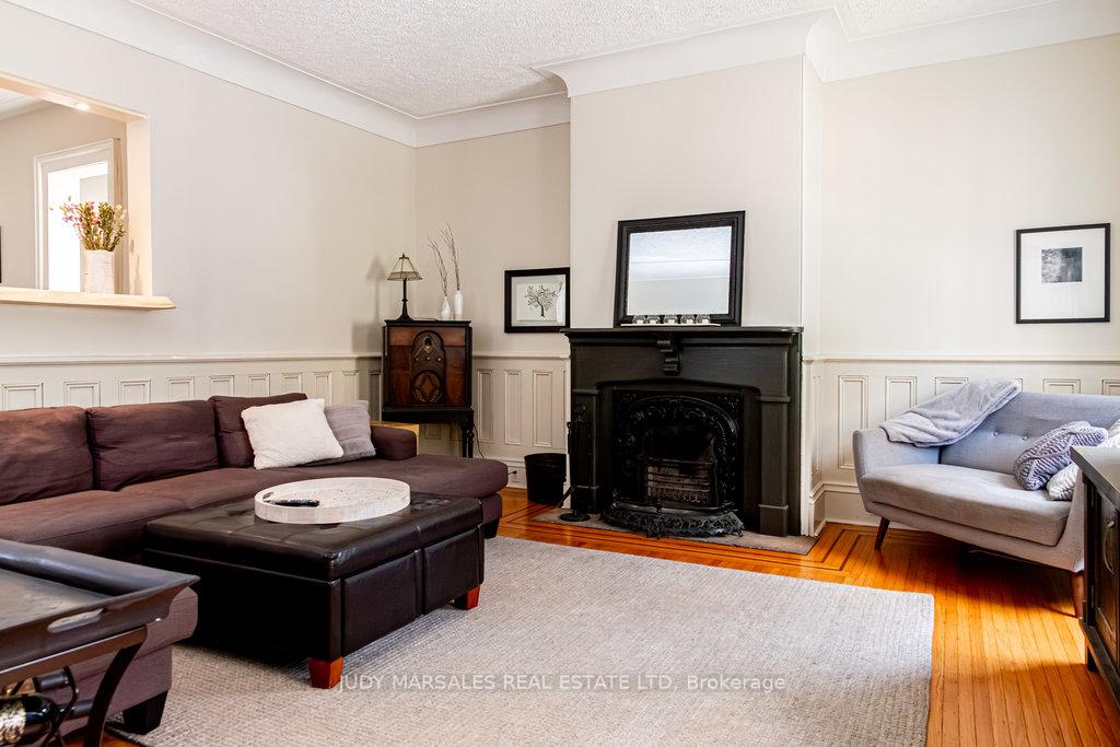 Photo 4 of 12 Park Street E, Hamilton, Dundas — HOMEH