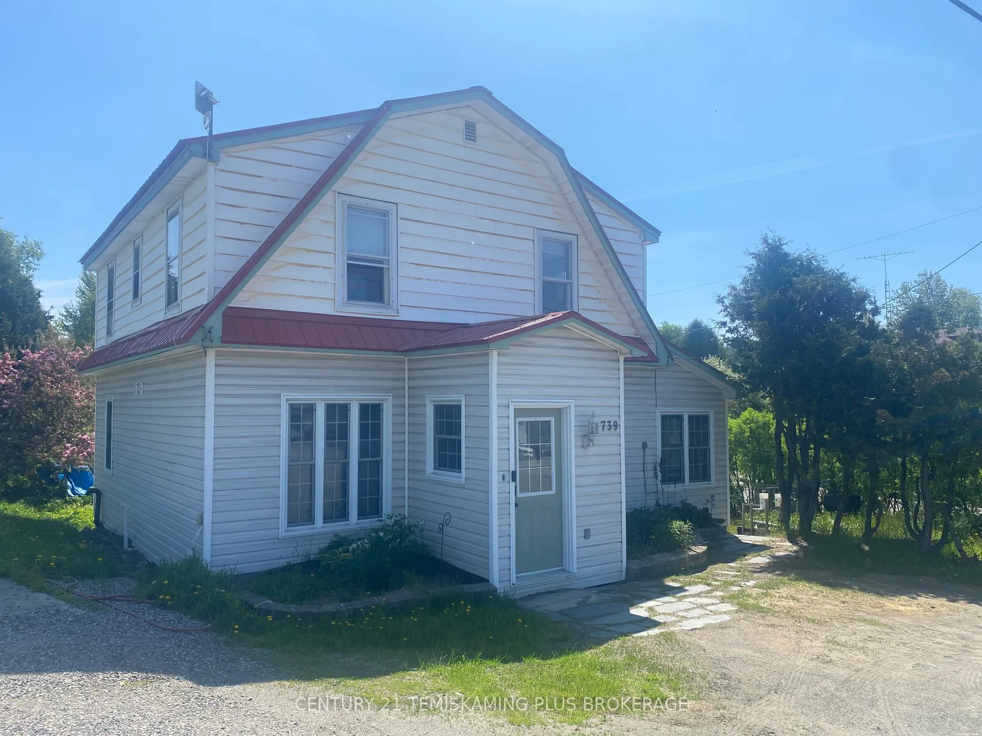 Photo of 6739 Hwy 11 N