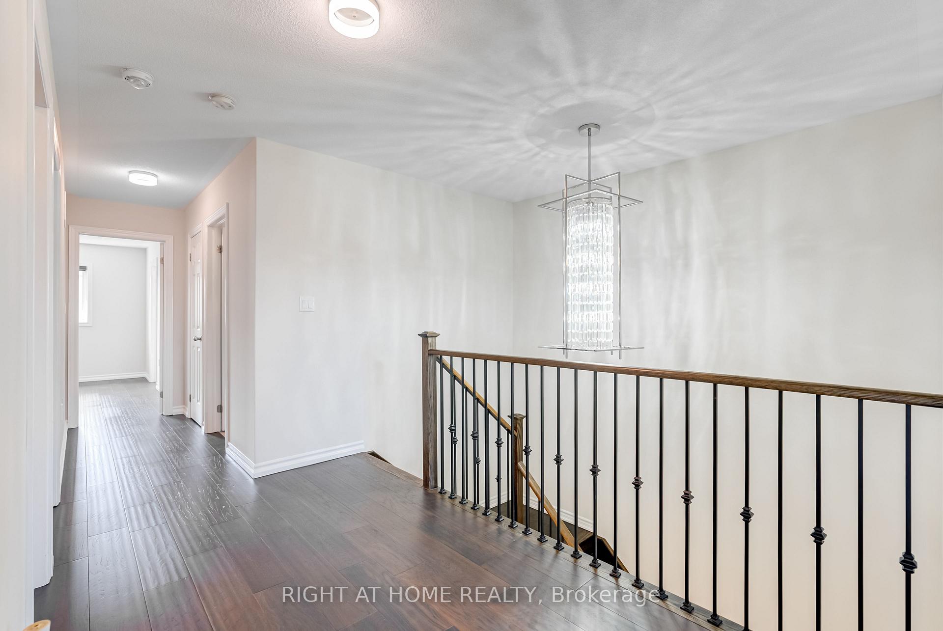 Photo 14 of 70 Moses Crescent, Clarington, Bowmanville — HOMEH