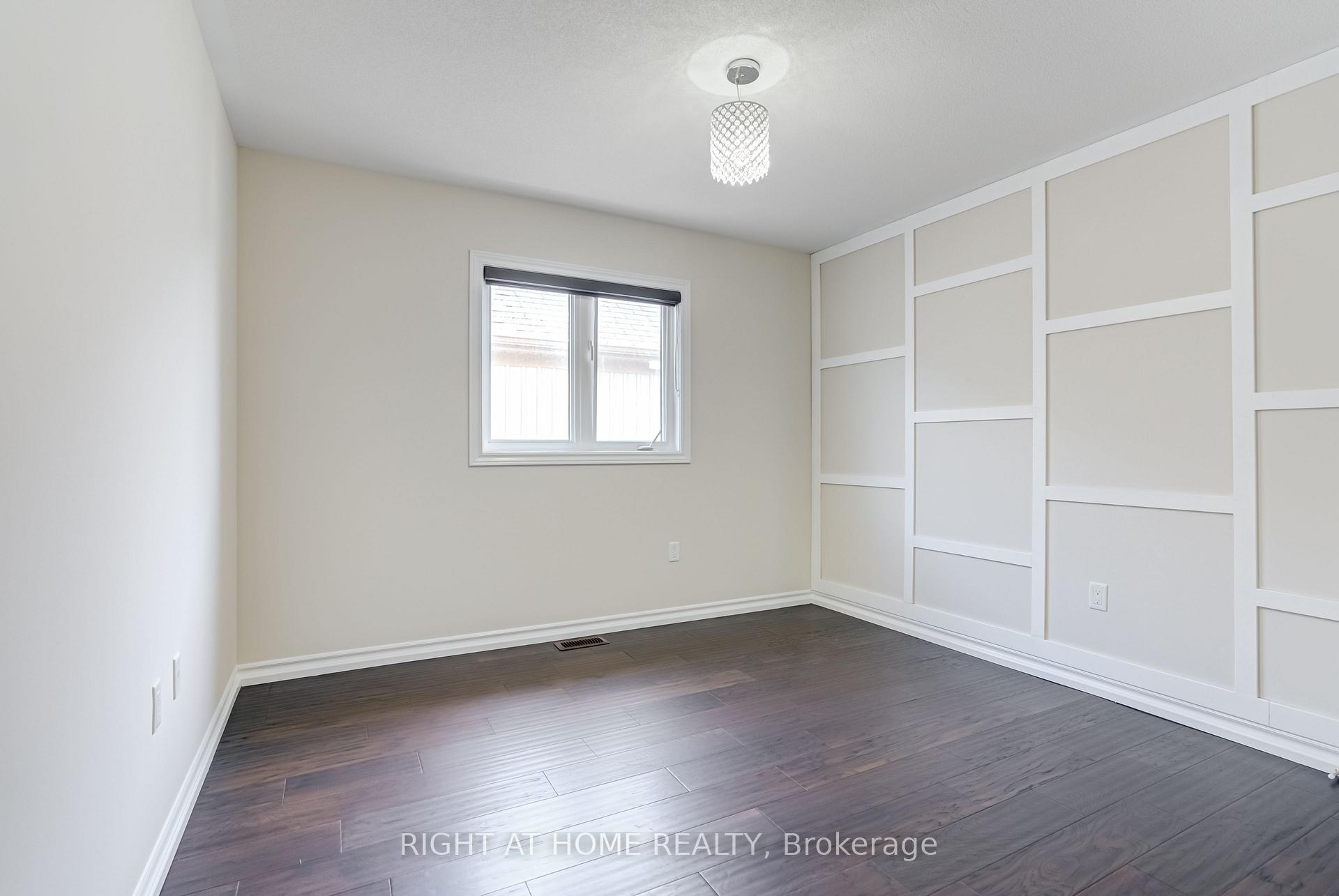 Photo 18 of 70 Moses Crescent, Clarington, Bowmanville — HOMEH