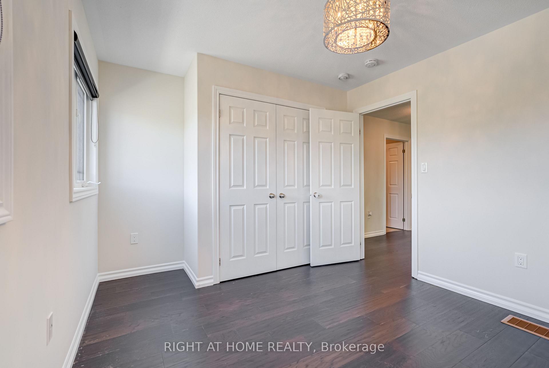 Photo 20 of 70 Moses Crescent, Clarington, Bowmanville — HOMEH