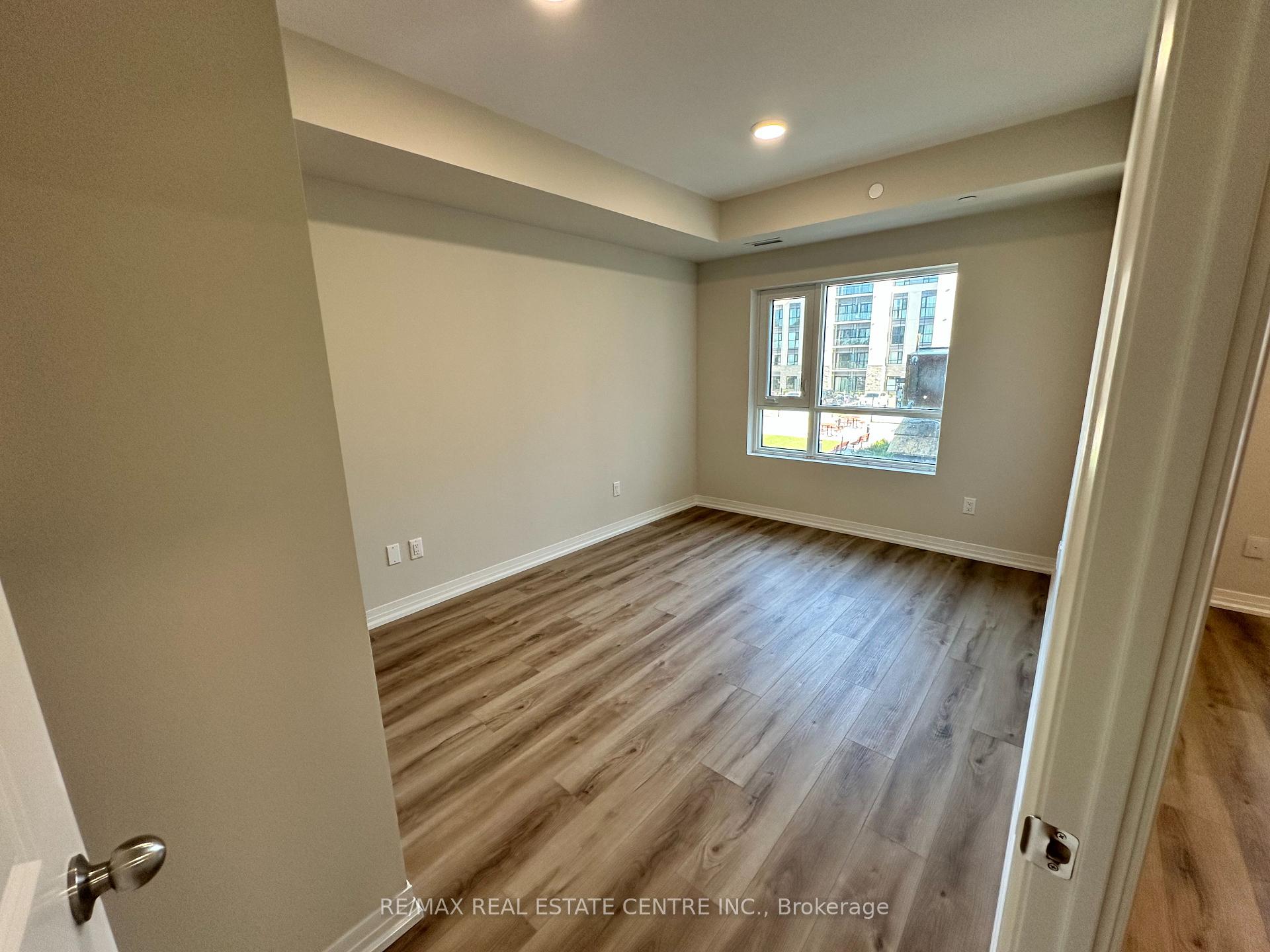 Photo 6 of Unit 246, 50 Herrick Avenue, St. Catharines, Oakdale — HOMEH