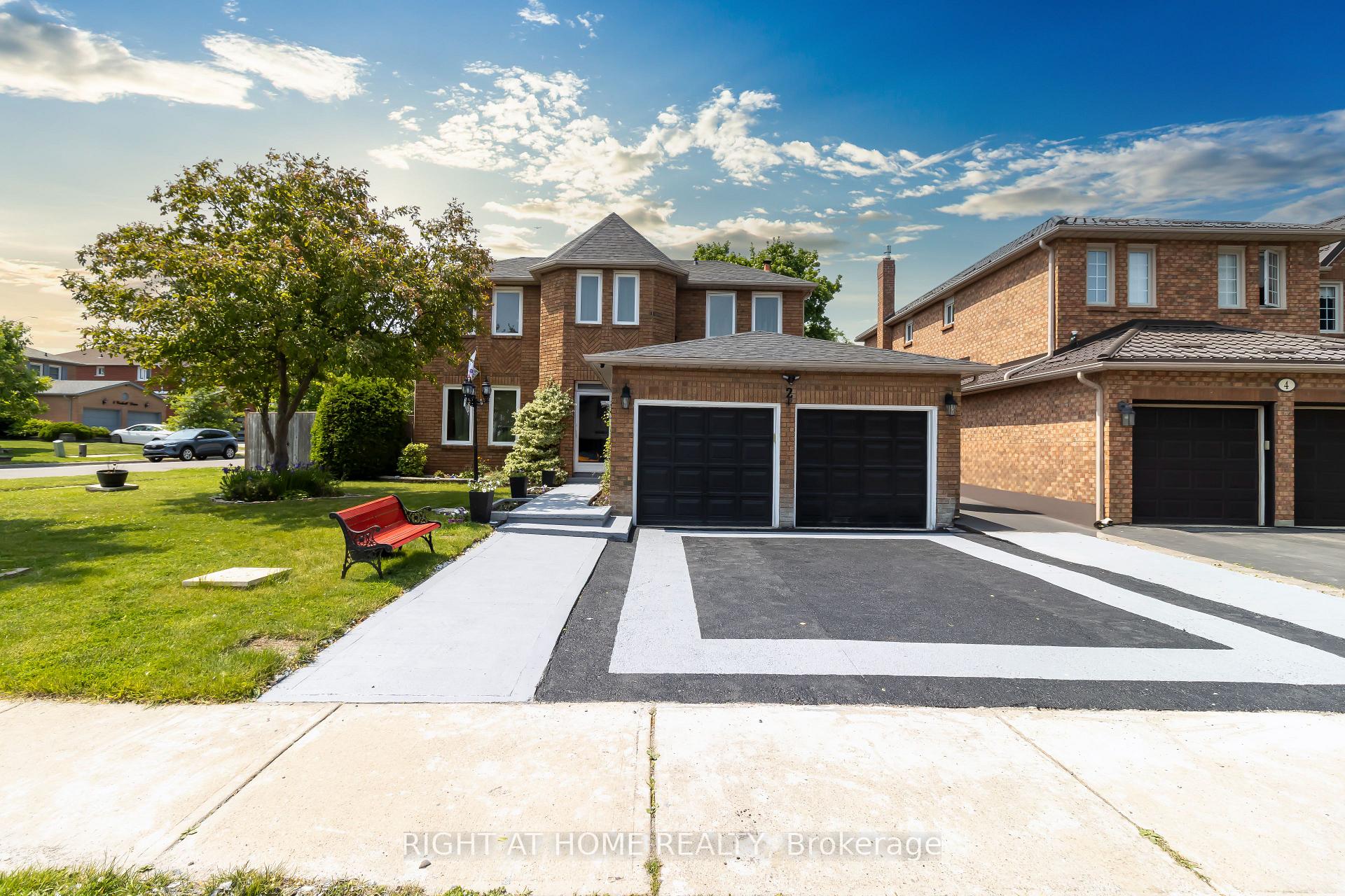 Photo 1 of 2 Brydon Crescent, Brampton, Northwood Park — HOMEH