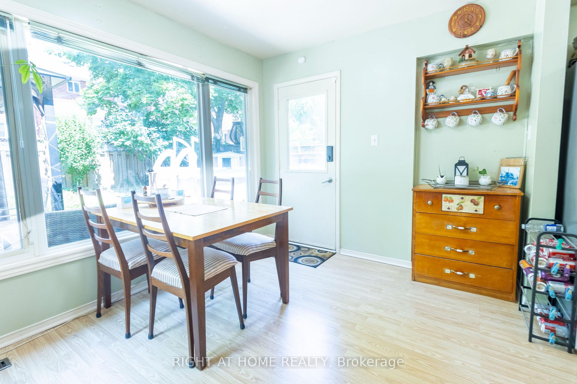 Photo 16 of 2 Brydon Crescent, Brampton, Northwood Park — HOMEH