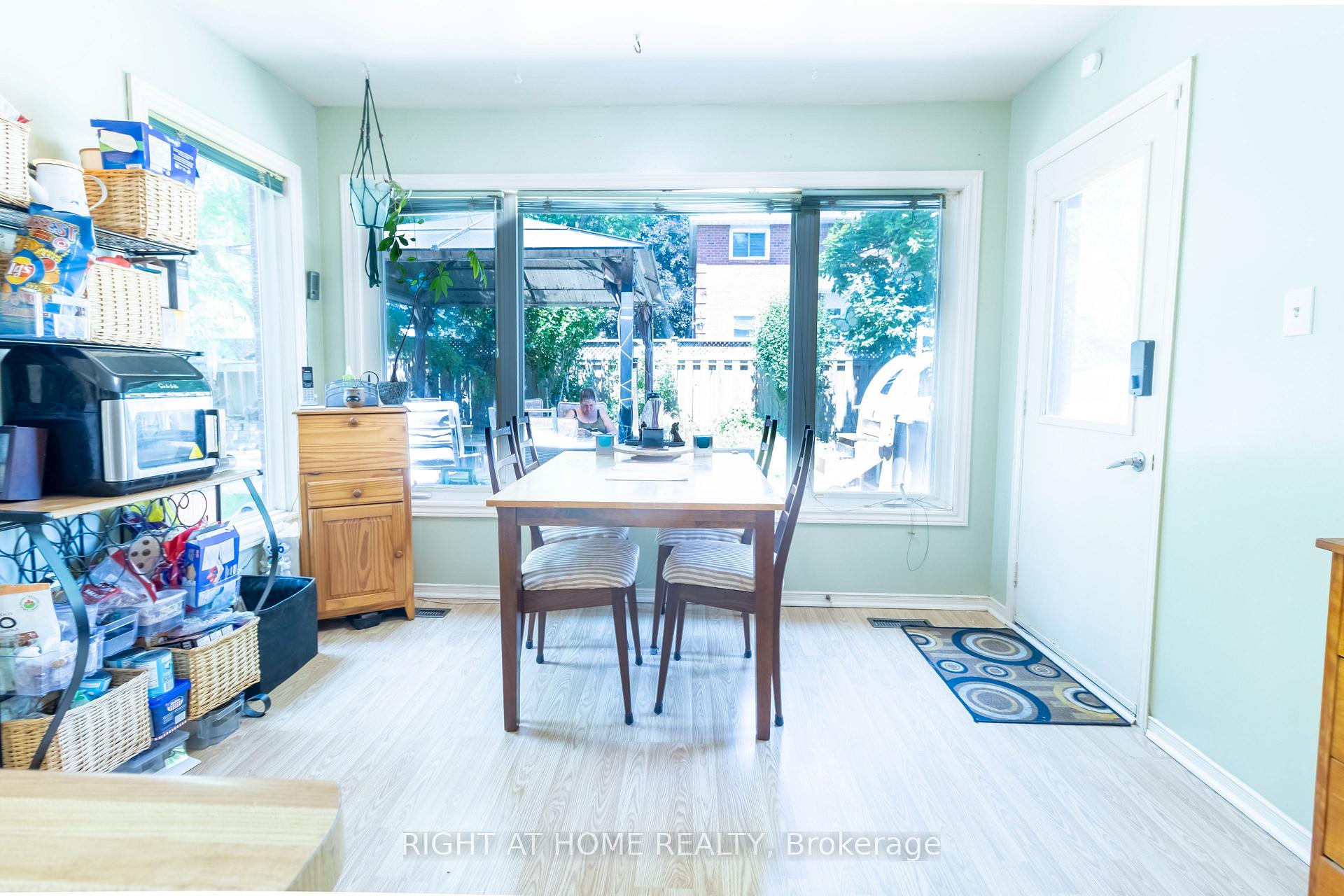 Photo 22 of 2 Brydon Crescent, Brampton, Northwood Park — HOMEH