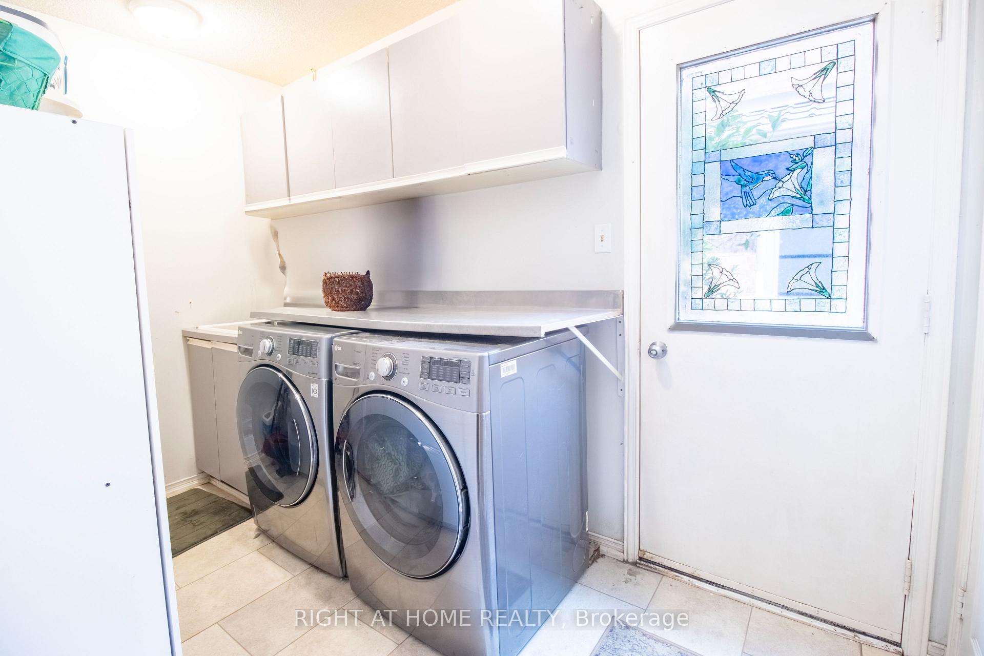 Photo 20 of 2 Brydon Crescent, Brampton, Northwood Park — HOMEH