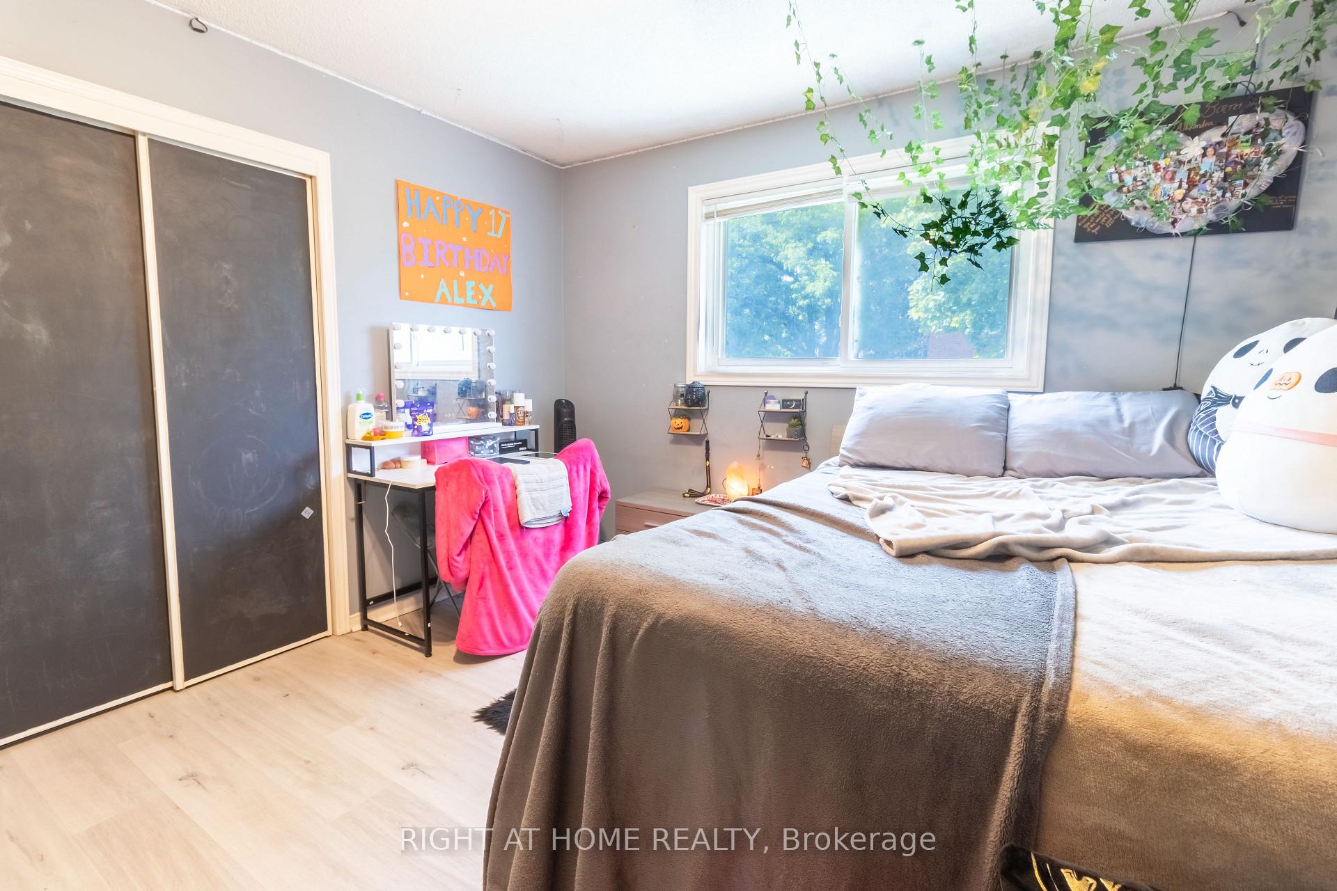 Photo 35 of 2 Brydon Crescent, Brampton, Northwood Park — HOMEH