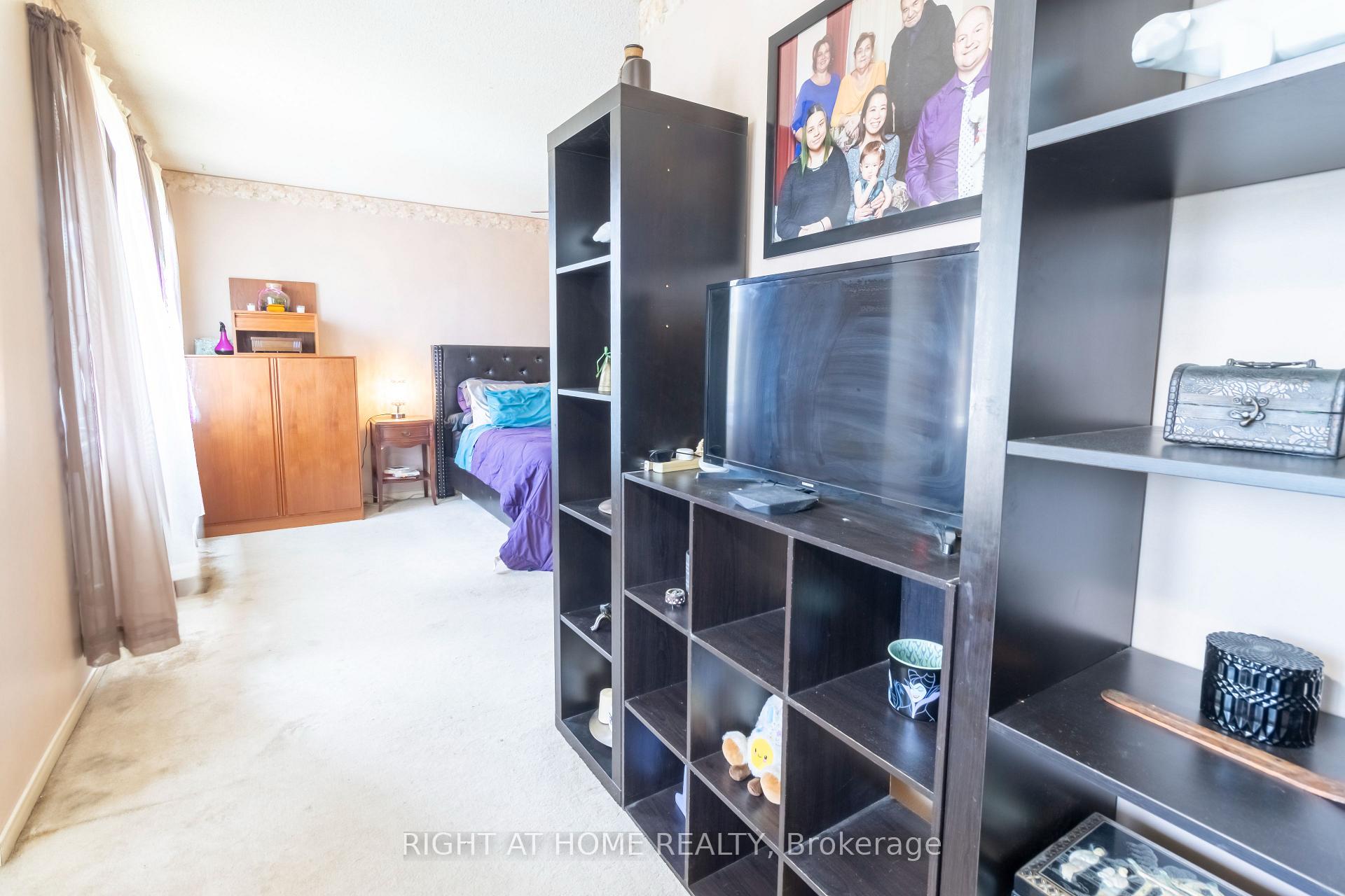 Photo 27 of 2 Brydon Crescent, Brampton, Northwood Park — HOMEH