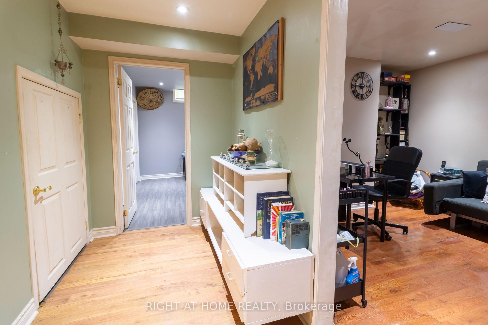 Photo 42 of 2 Brydon Crescent, Brampton, Northwood Park — HOMEH
