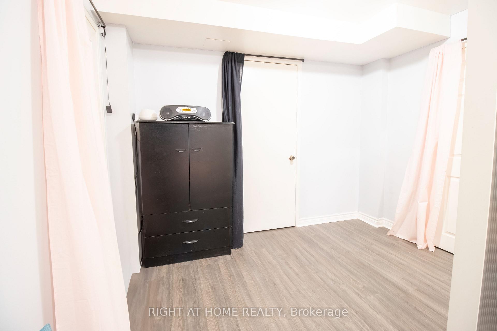 Photo 26 of 2 Brydon Crescent, Brampton, Northwood Park — HOMEH