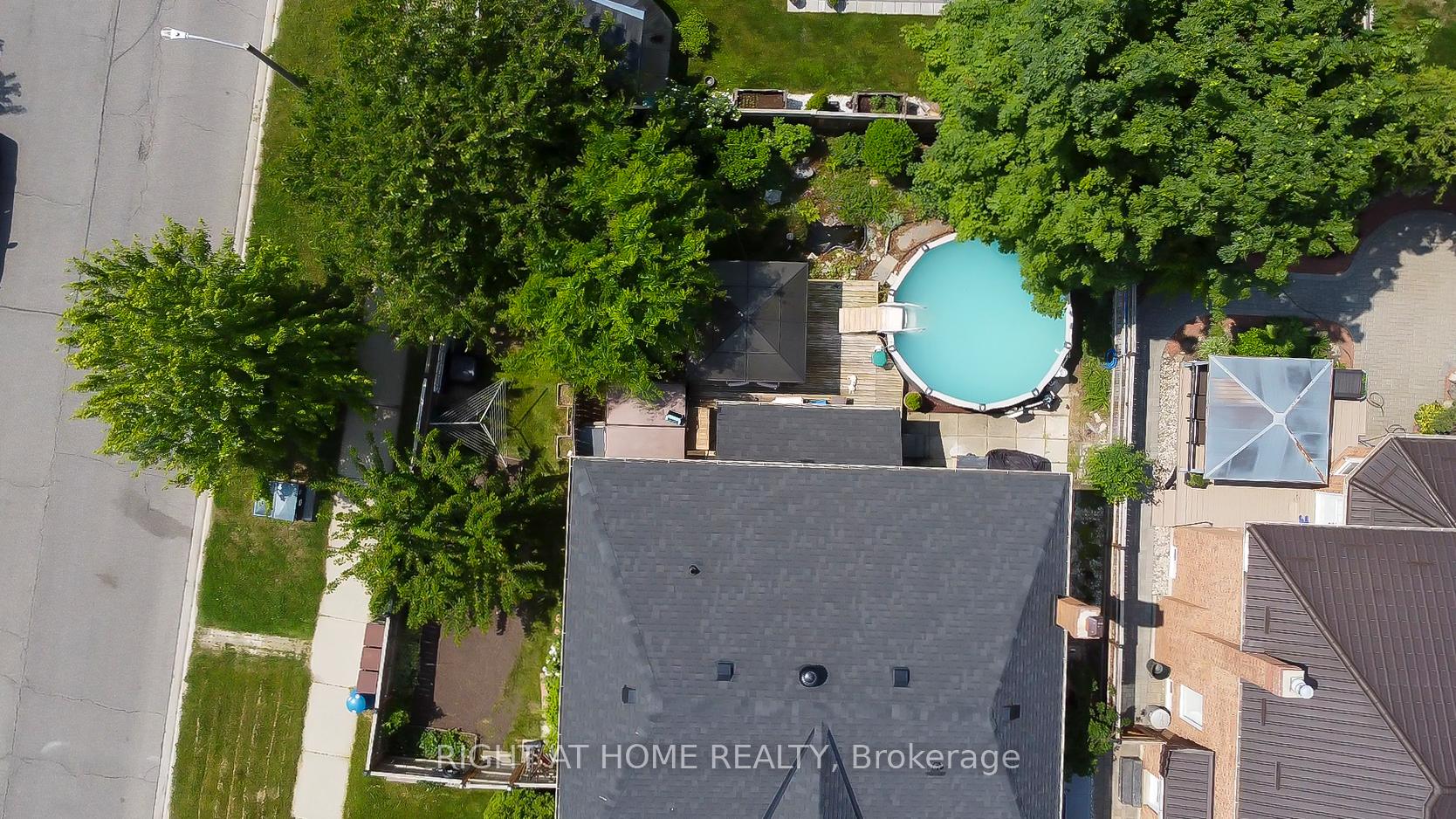 Photo 29 of 2 Brydon Crescent, Brampton, Northwood Park — HOMEH