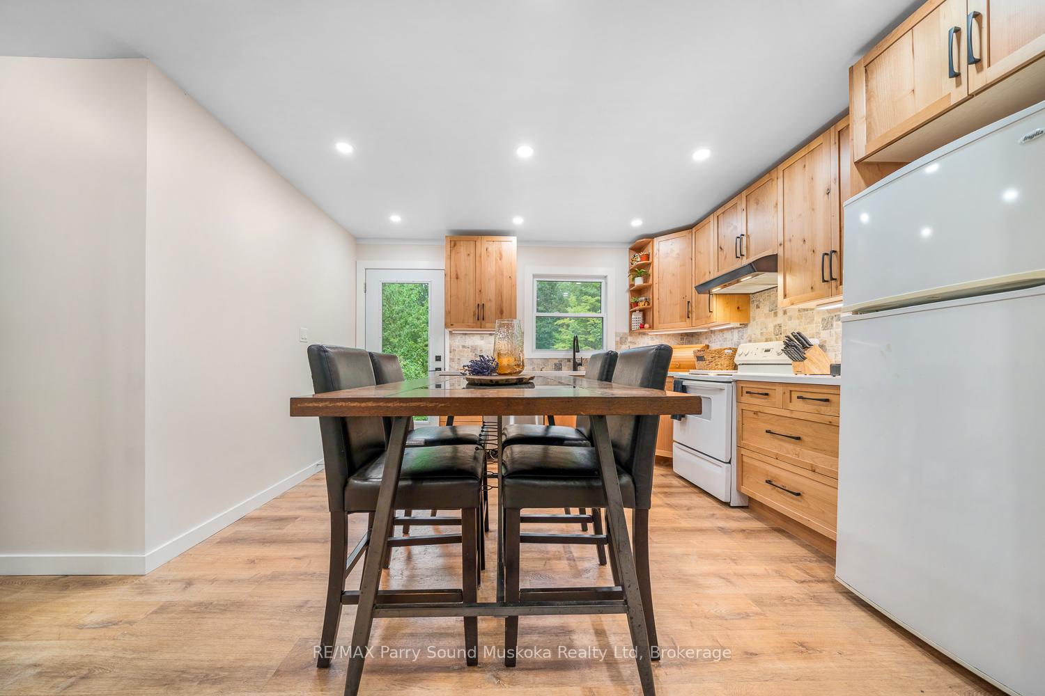 Photo 6 of 104 Parry Sound Drive, McDougall — HOMEH