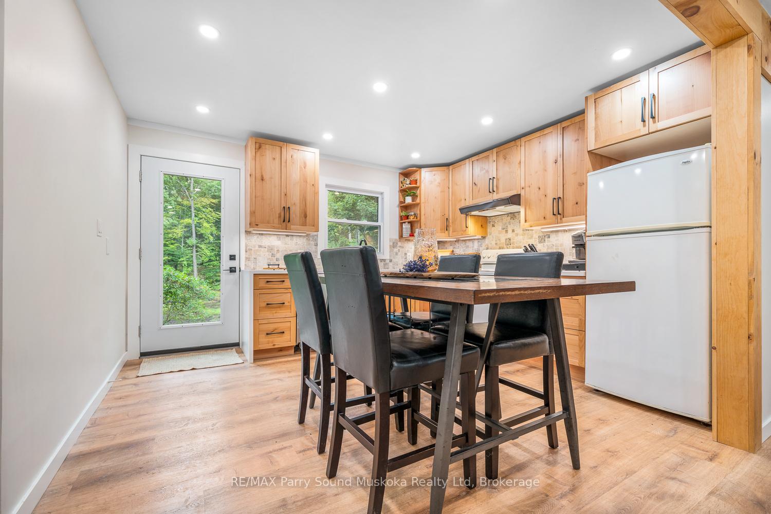 Photo 7 of 104 Parry Sound Drive, McDougall — HOMEH