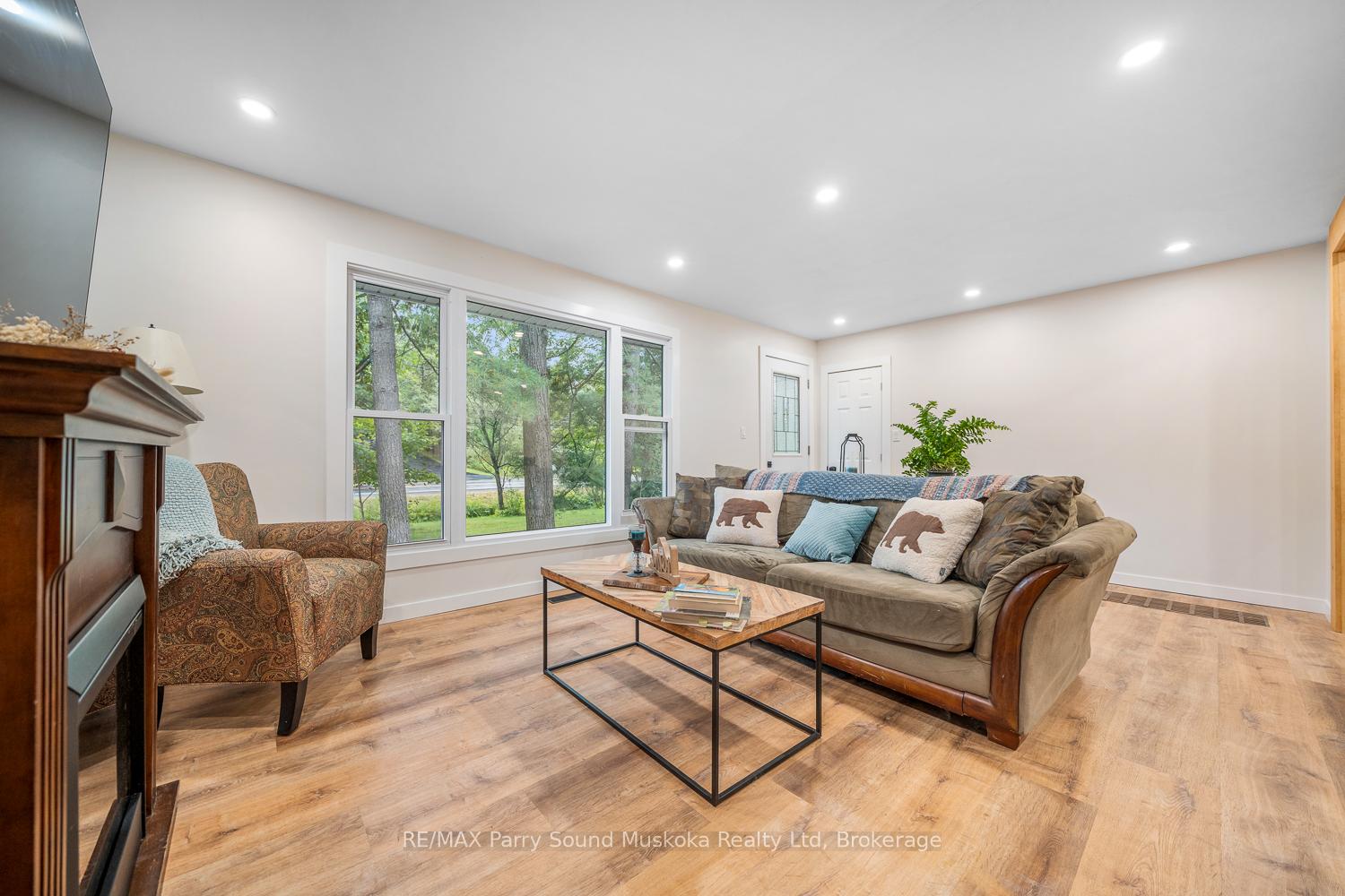 Photo 14 of 104 Parry Sound Drive, McDougall — HOMEH