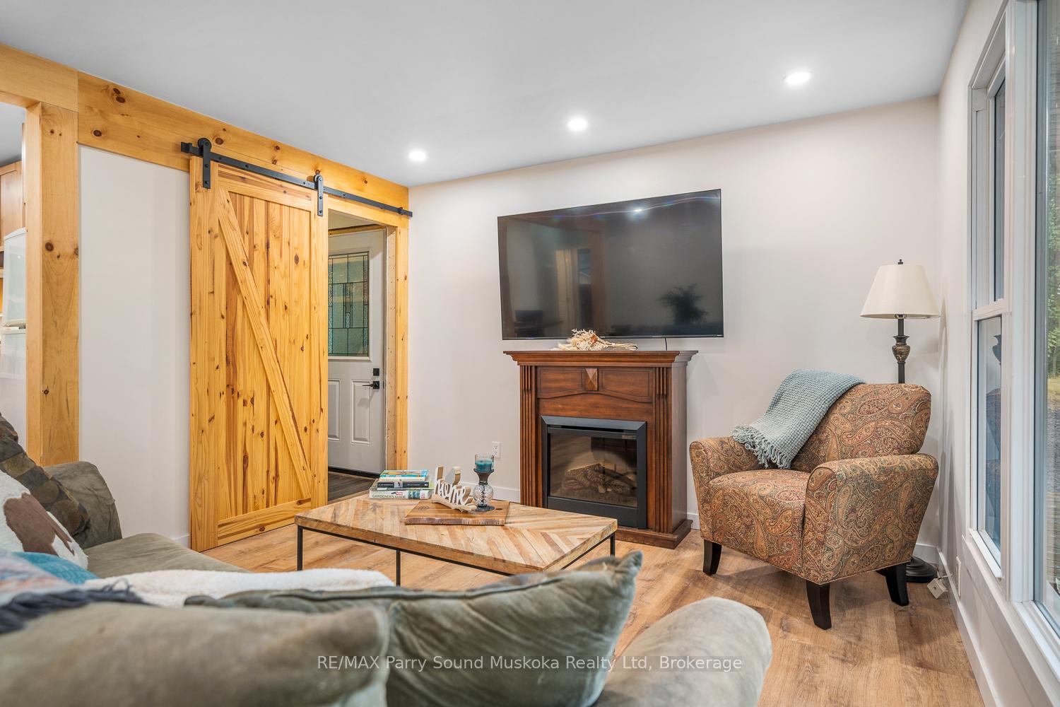 Photo 16 of 104 Parry Sound Drive, McDougall — HOMEH