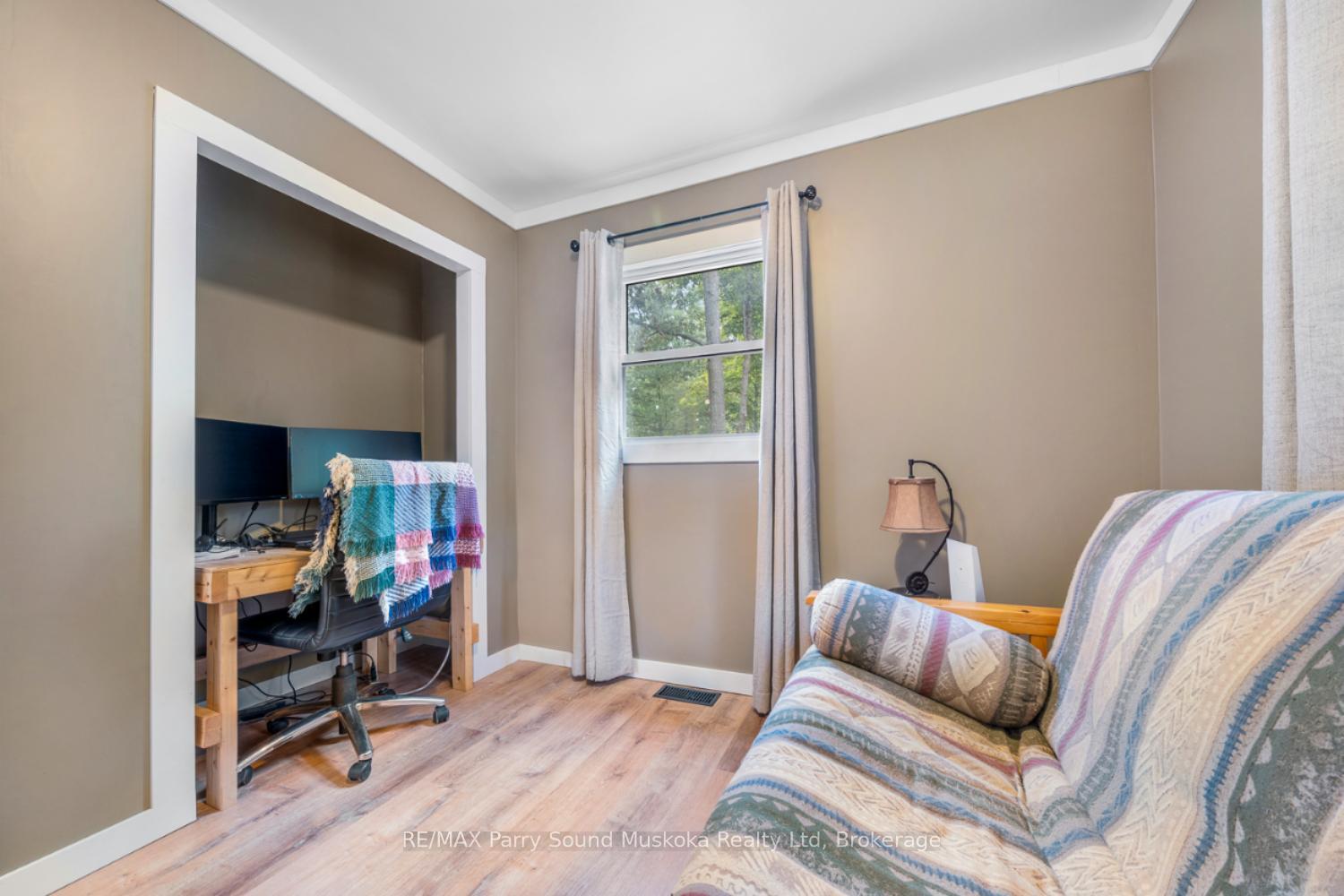 Photo 21 of 104 Parry Sound Drive, McDougall — HOMEH