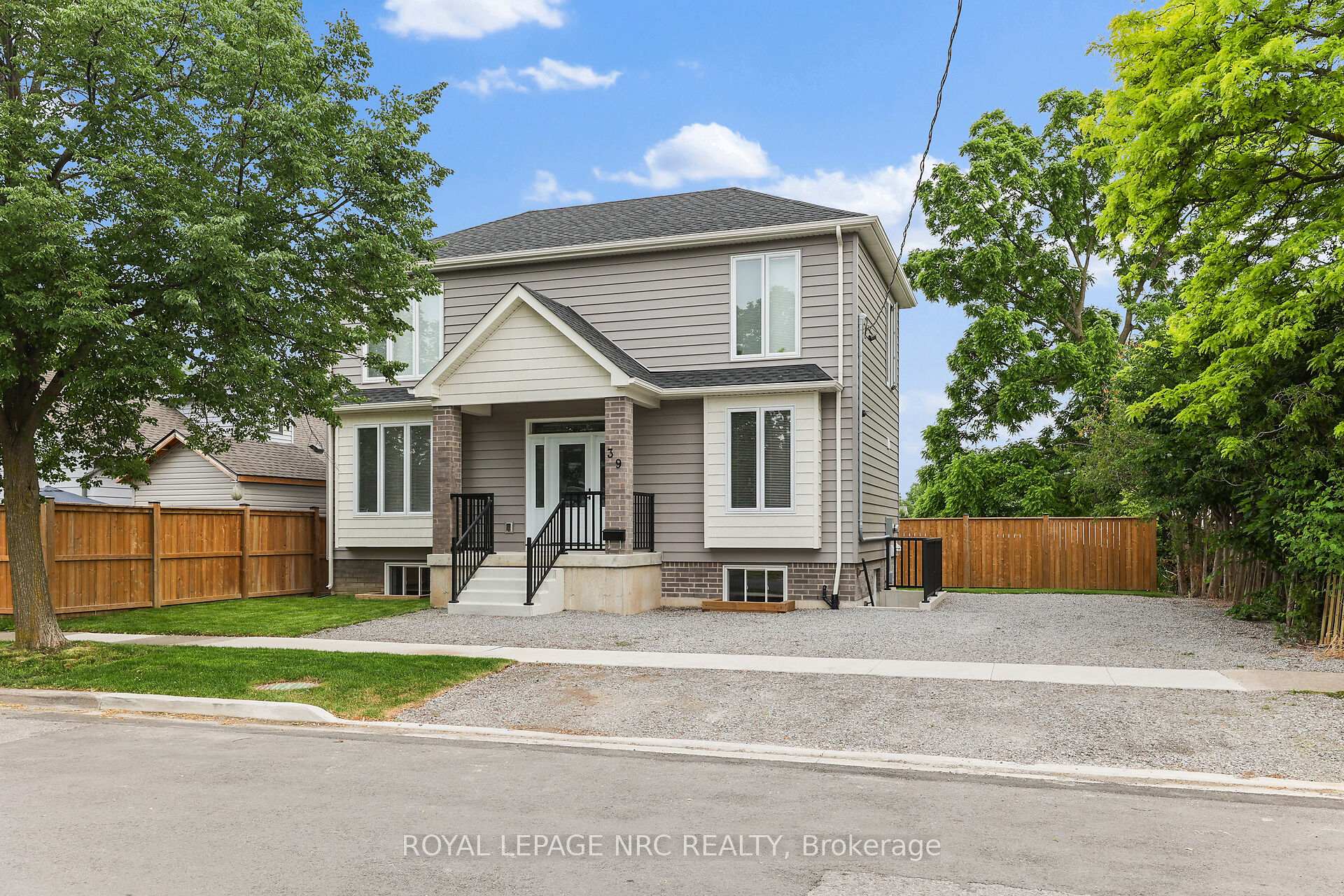 Front of 39 Grove Avenue