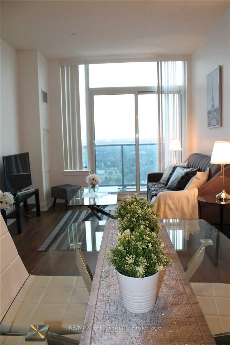 Photo 3 of Unit Ph03, 7165 Yonge Street, Markham, Grandview — HOMEH