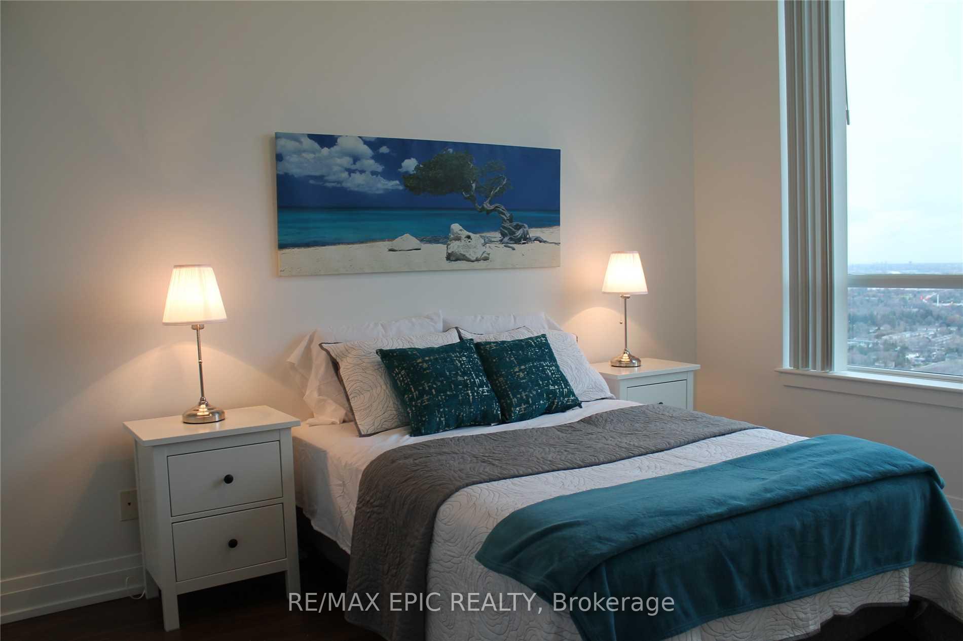Photo 8 of Unit Ph03, 7165 Yonge Street, Markham, Grandview — HOMEH