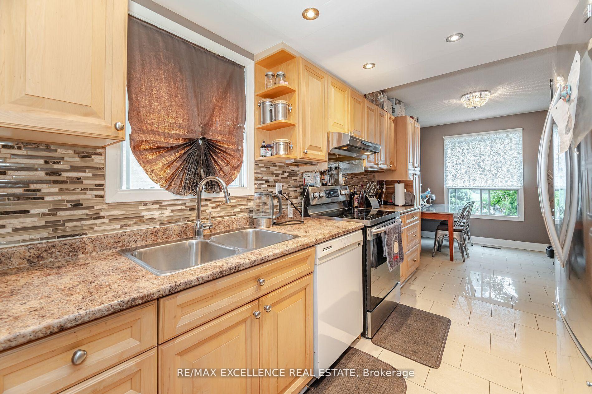 Photo 40 of 112 Elderwood Place, Brampton, Brampton North — HOMEH