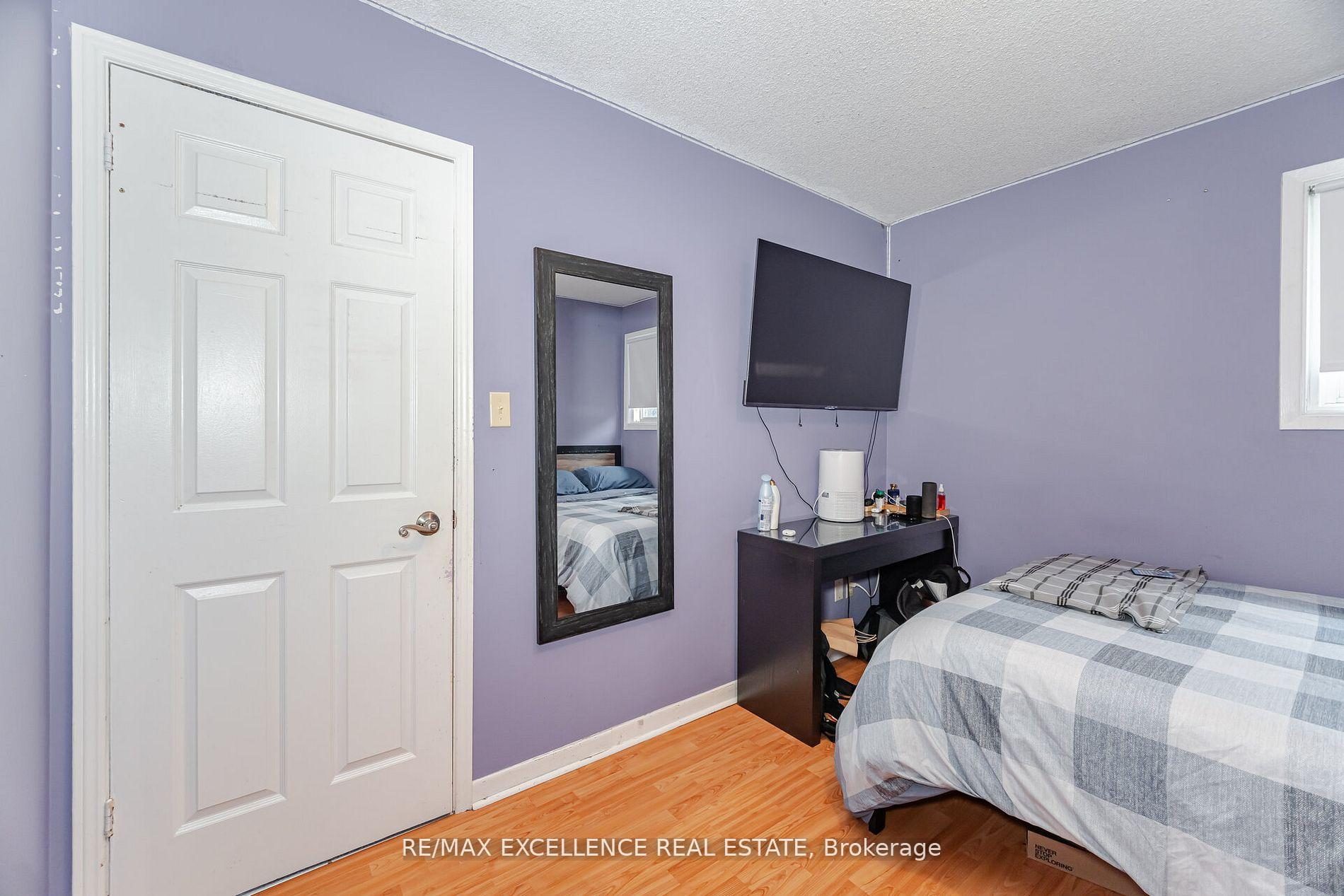 Photo 8 of 112 Elderwood Place, Brampton, Brampton North — HOMEH