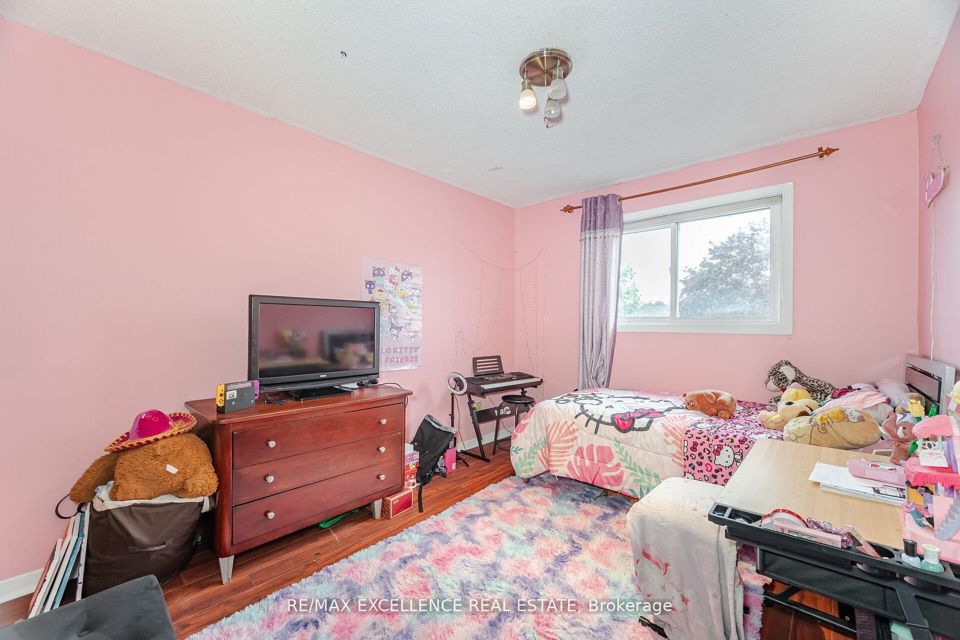 Photo 15 of 112 Elderwood Place, Brampton, Brampton North — HOMEH