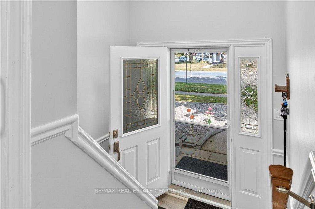 Photo 5 of 353 Grand Ridge Drive, Cambridge — HOMEH