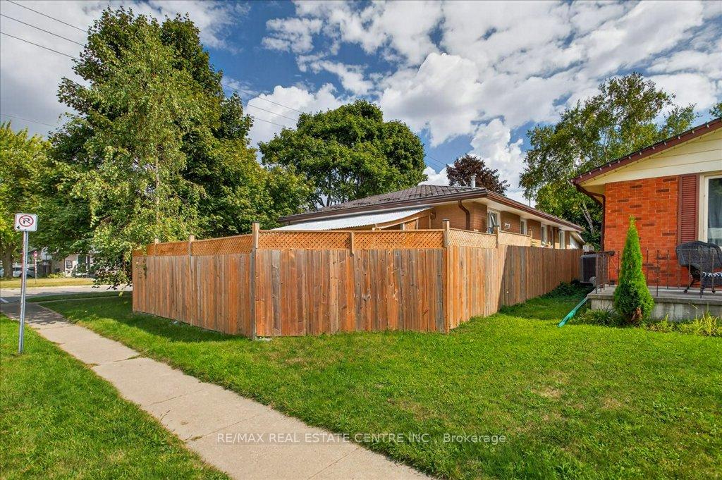 Photo 22 of 353 Grand Ridge Drive, Cambridge — HOMEH