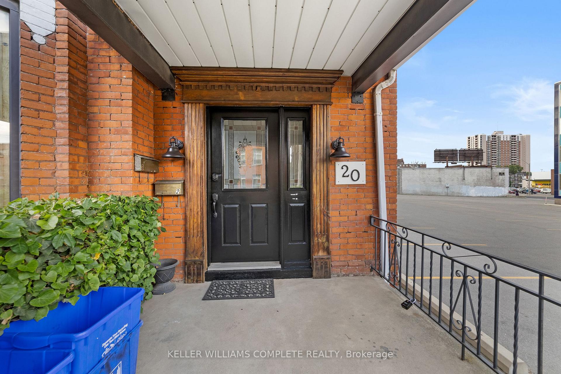 Photo 3 of 20 Ontario Avenue, Hamilton, Stinson — HOMEH