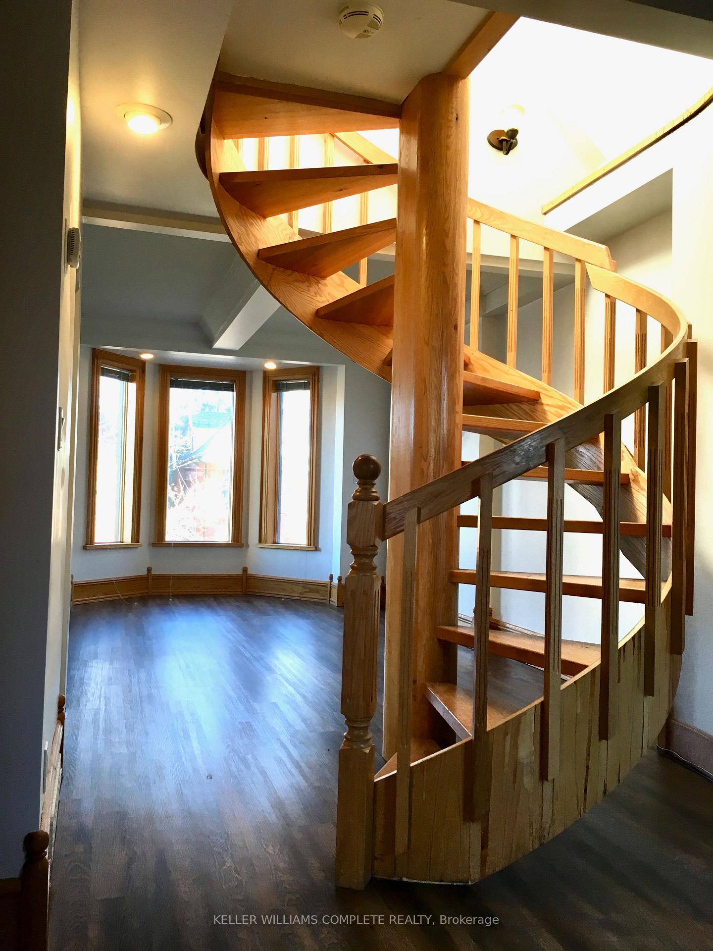 Photo 31 of 20 Ontario Avenue, Hamilton, Stinson — HOMEH