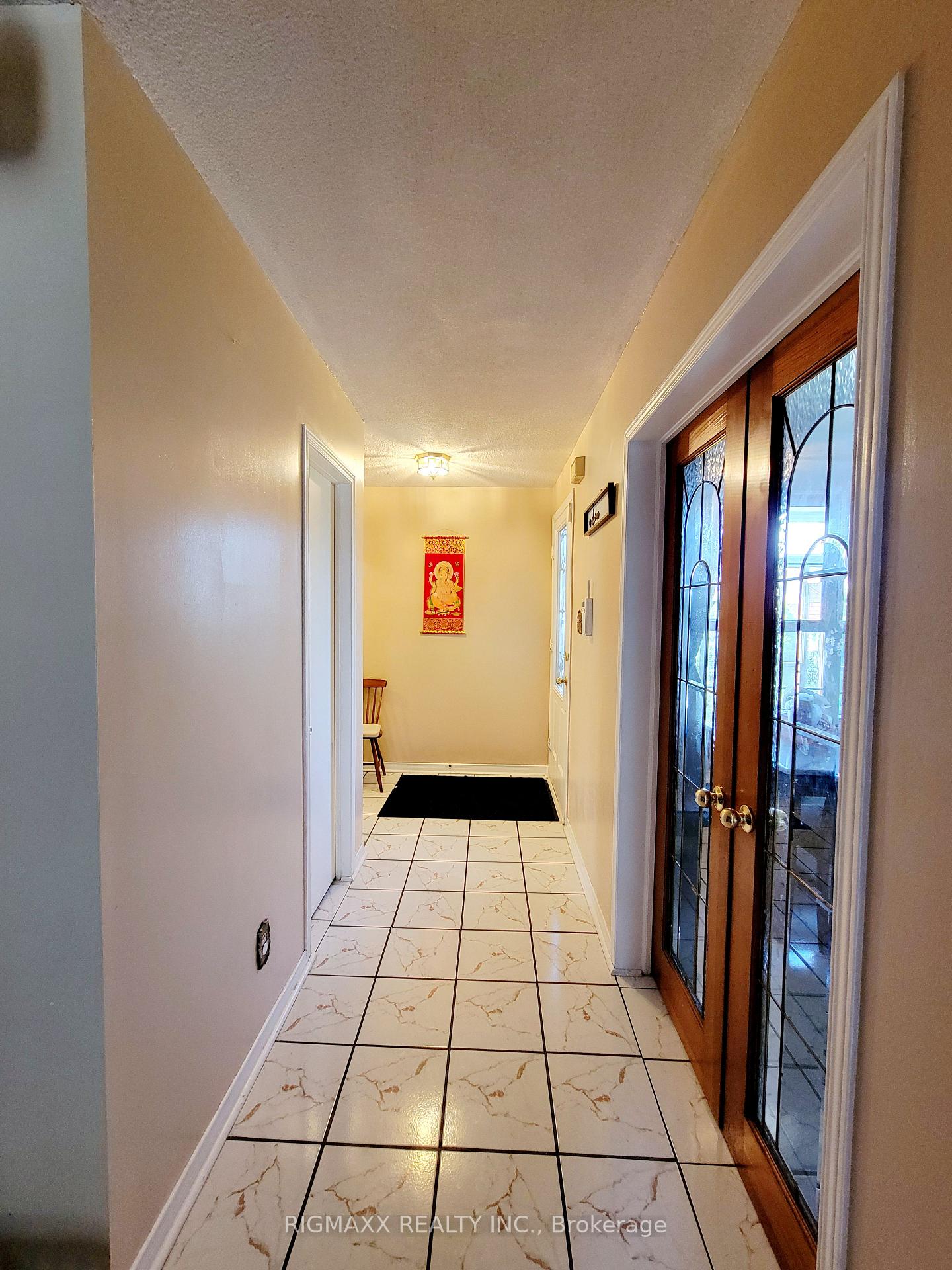Photo 14 of 21 Tulip Drive, Brampton, Fletcher's Creek South — HOMEH