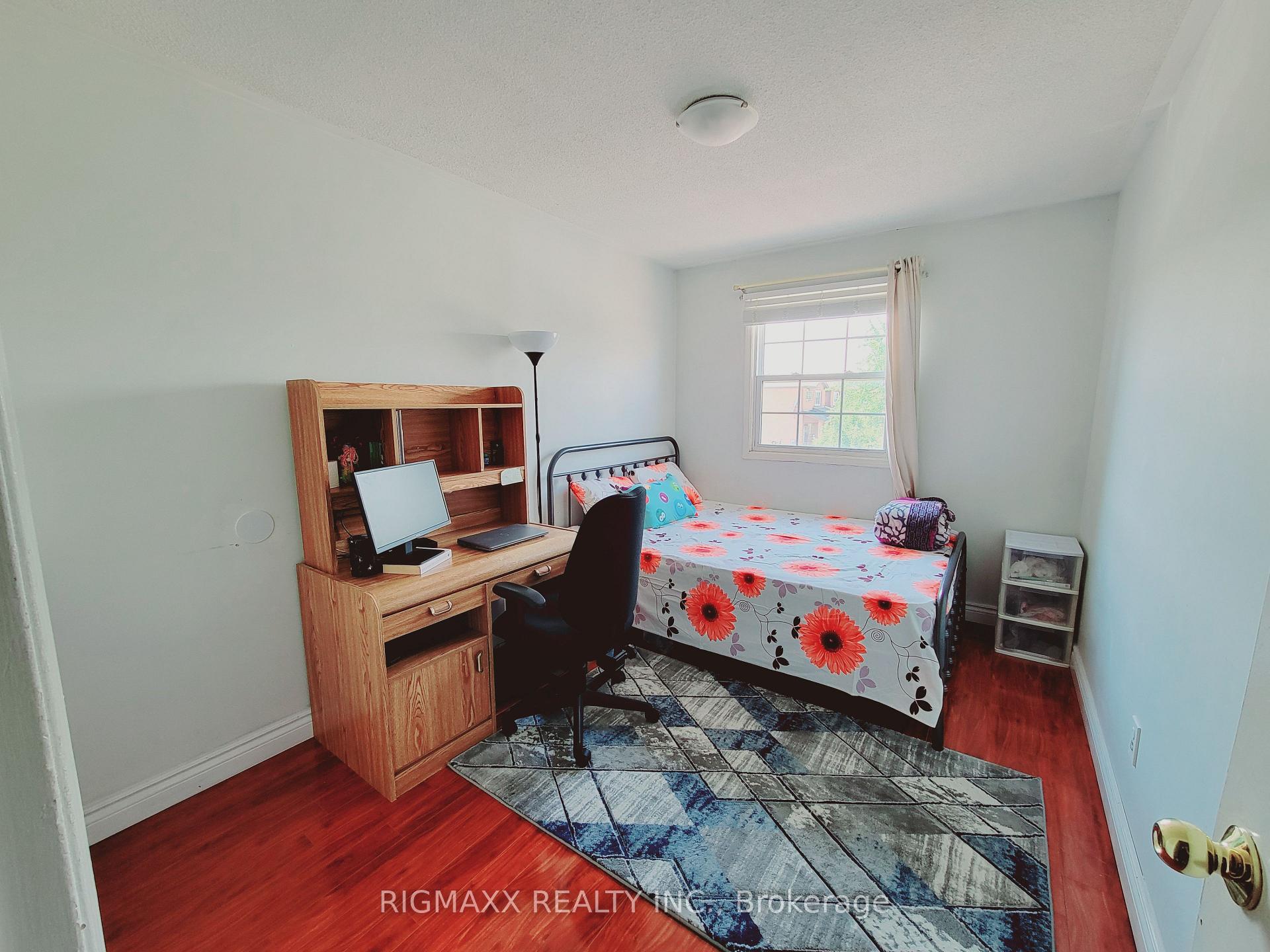 Photo 24 of 21 Tulip Drive, Brampton, Fletcher's Creek South — HOMEH