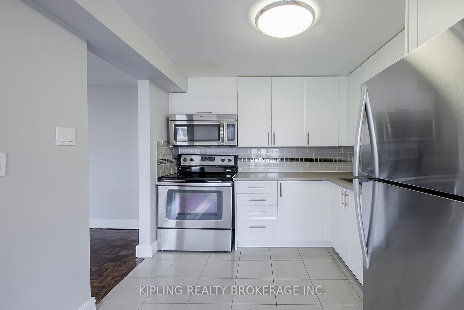 Photo 7 of Unit 211, 39 Willow Road, Guelph, Willow West/Sugarbush/West Acres — HOMEH